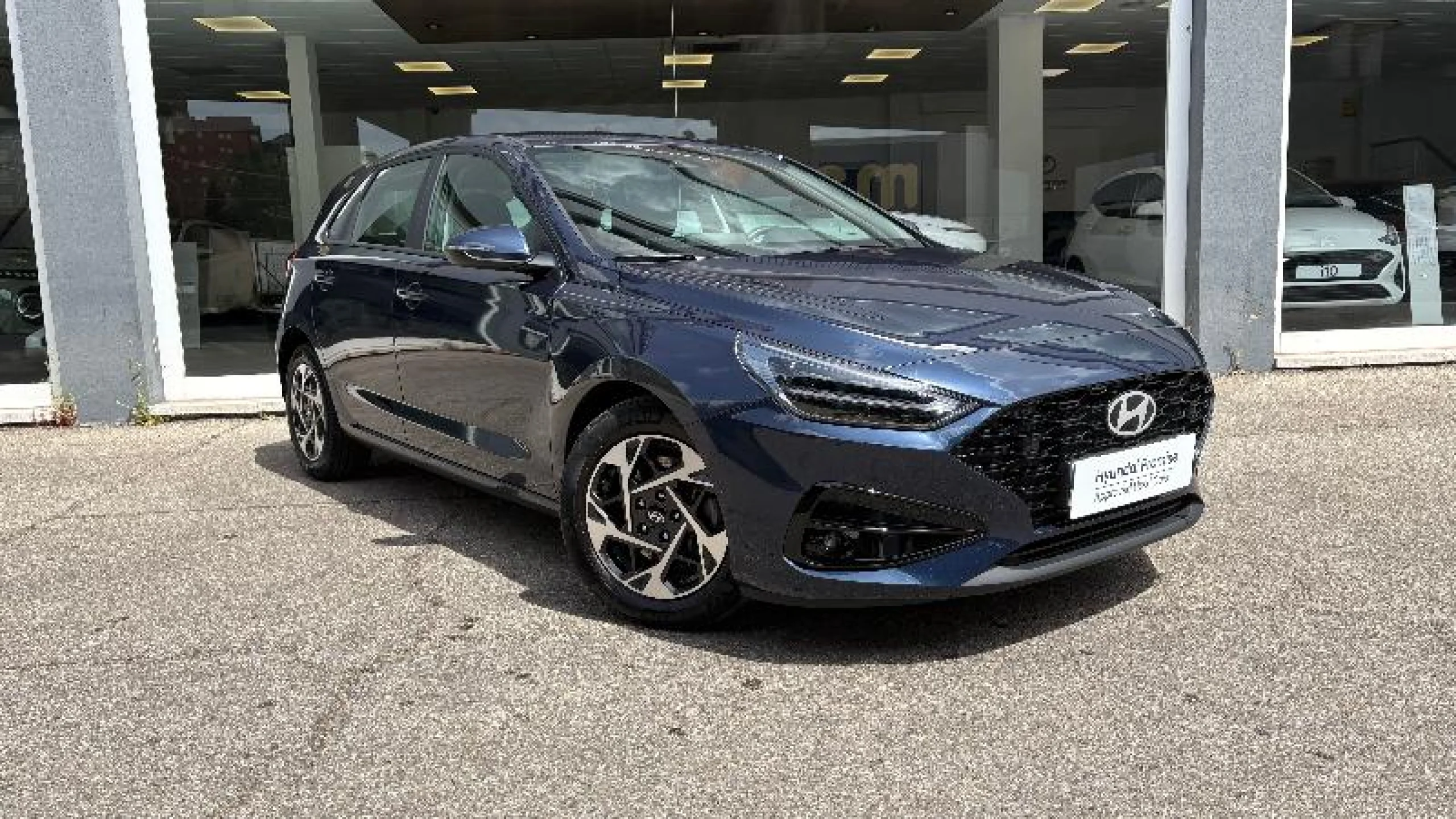 HYUNDAI I30 1.0 TGDI 48V KLASS - Foto 3