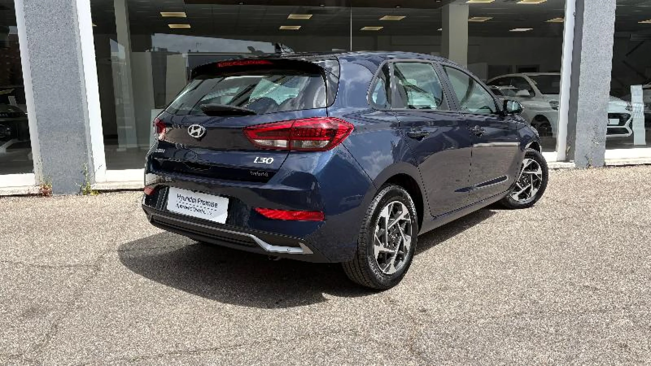 HYUNDAI I30 1.0 TGDI 48V KLASS - Foto 6