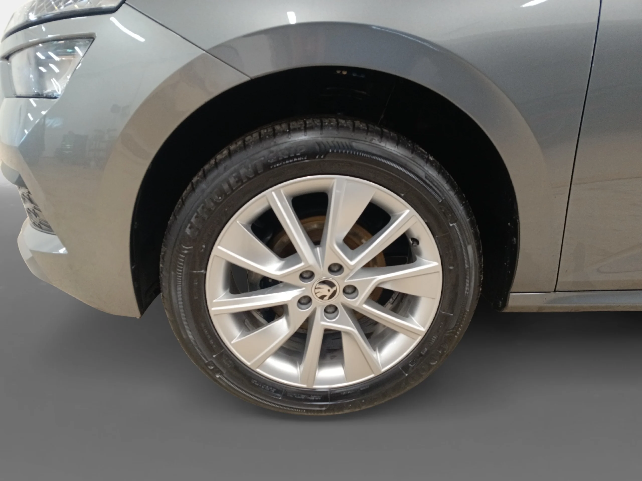 SKODA KAMIQ 1.5 TSI 110KW (150CV) DSG AMBITION - Foto 9