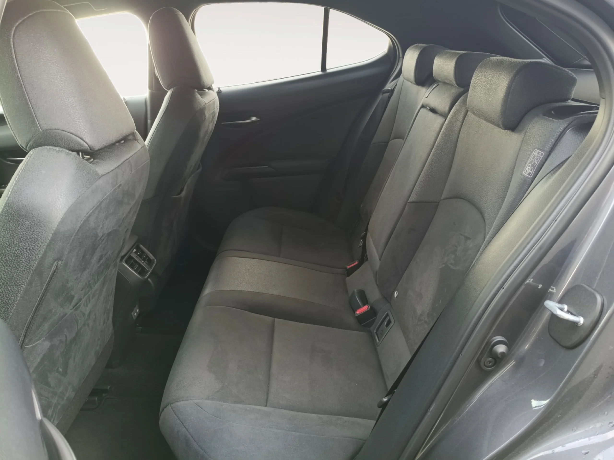 Lexus UX 2.0 250H BUSINESS - Foto 6