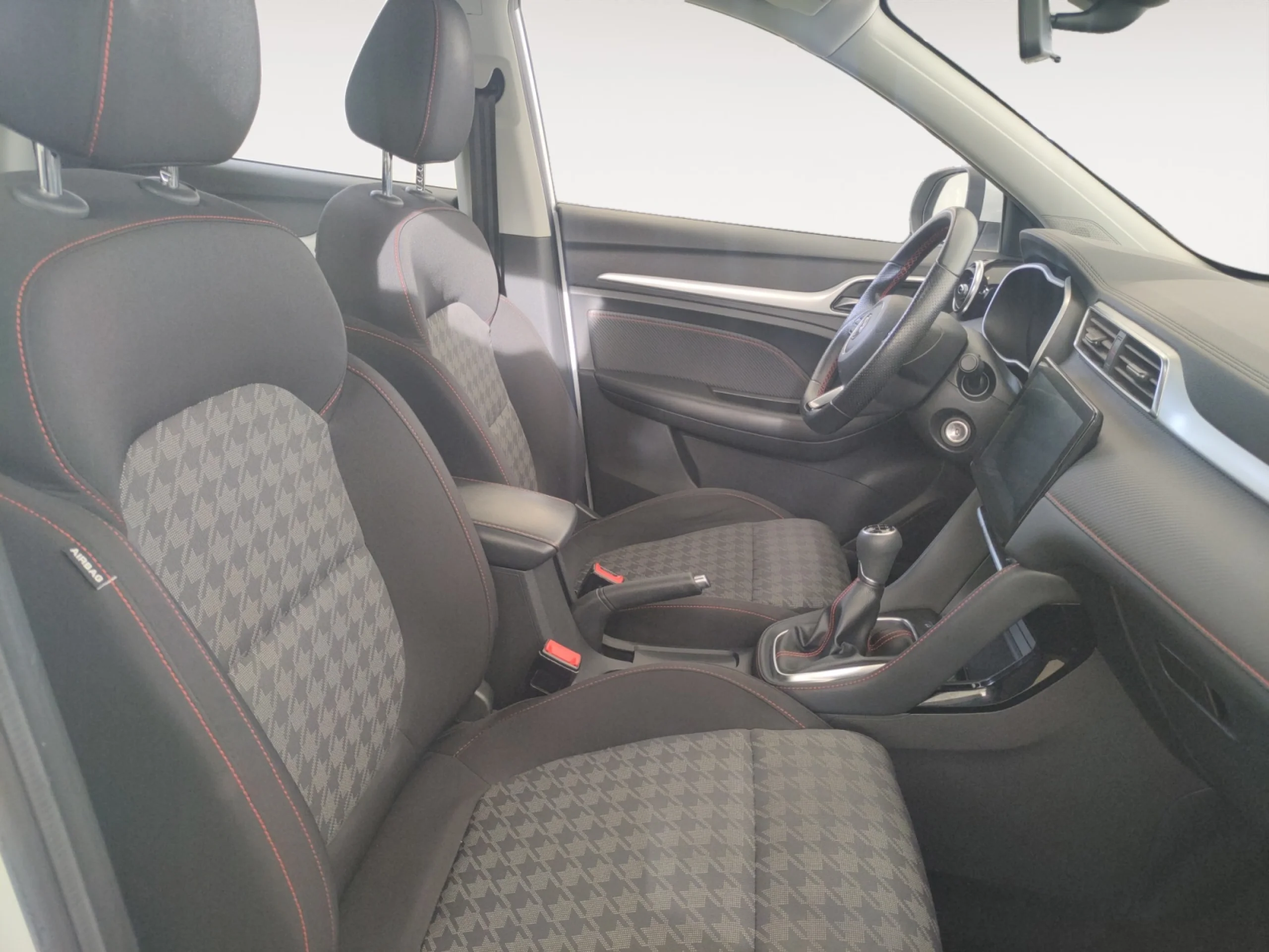 MG Zs 1.5 COMFORT - Foto 5