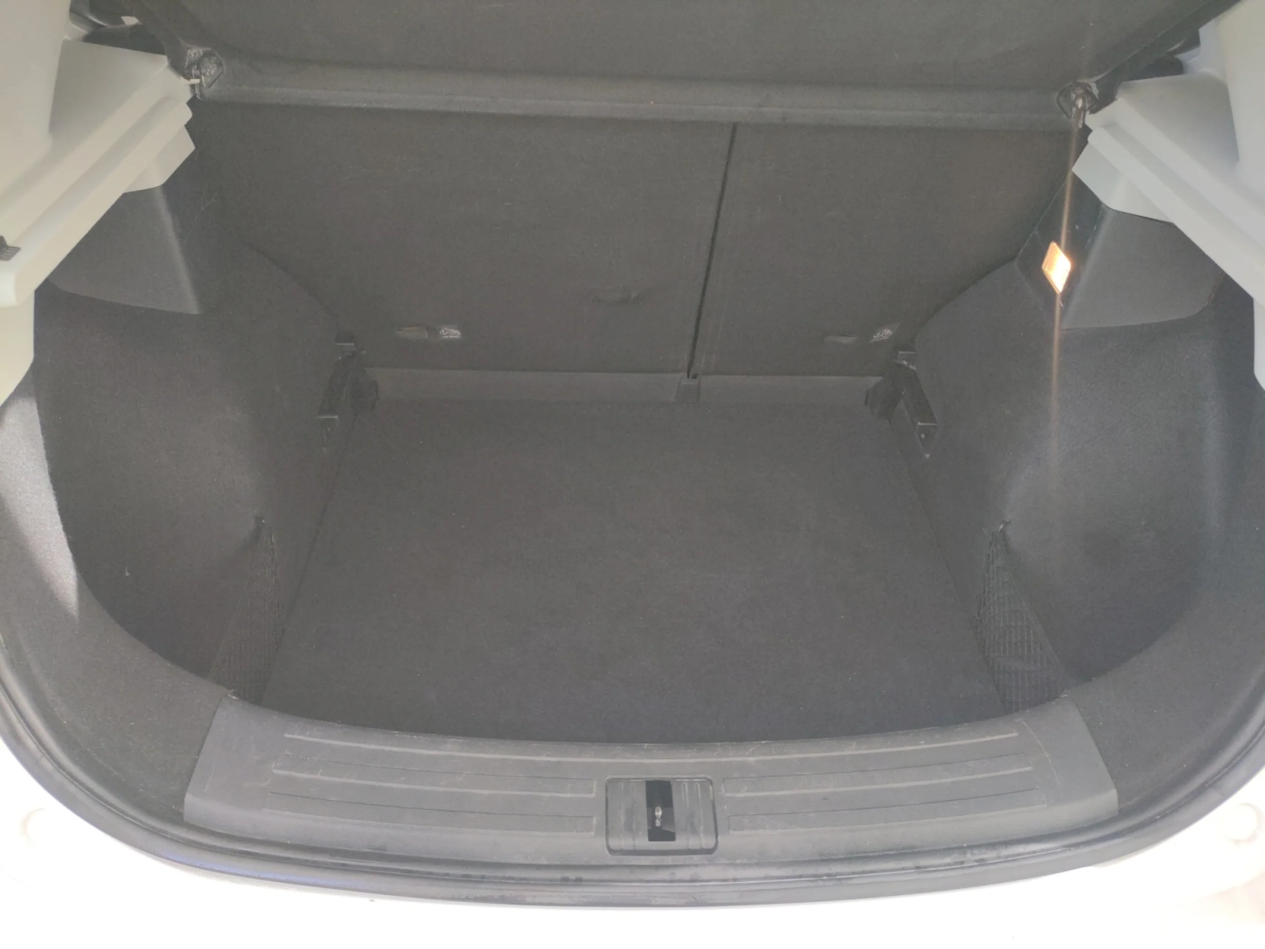 MG Zs 1.5 COMFORT - Foto 7