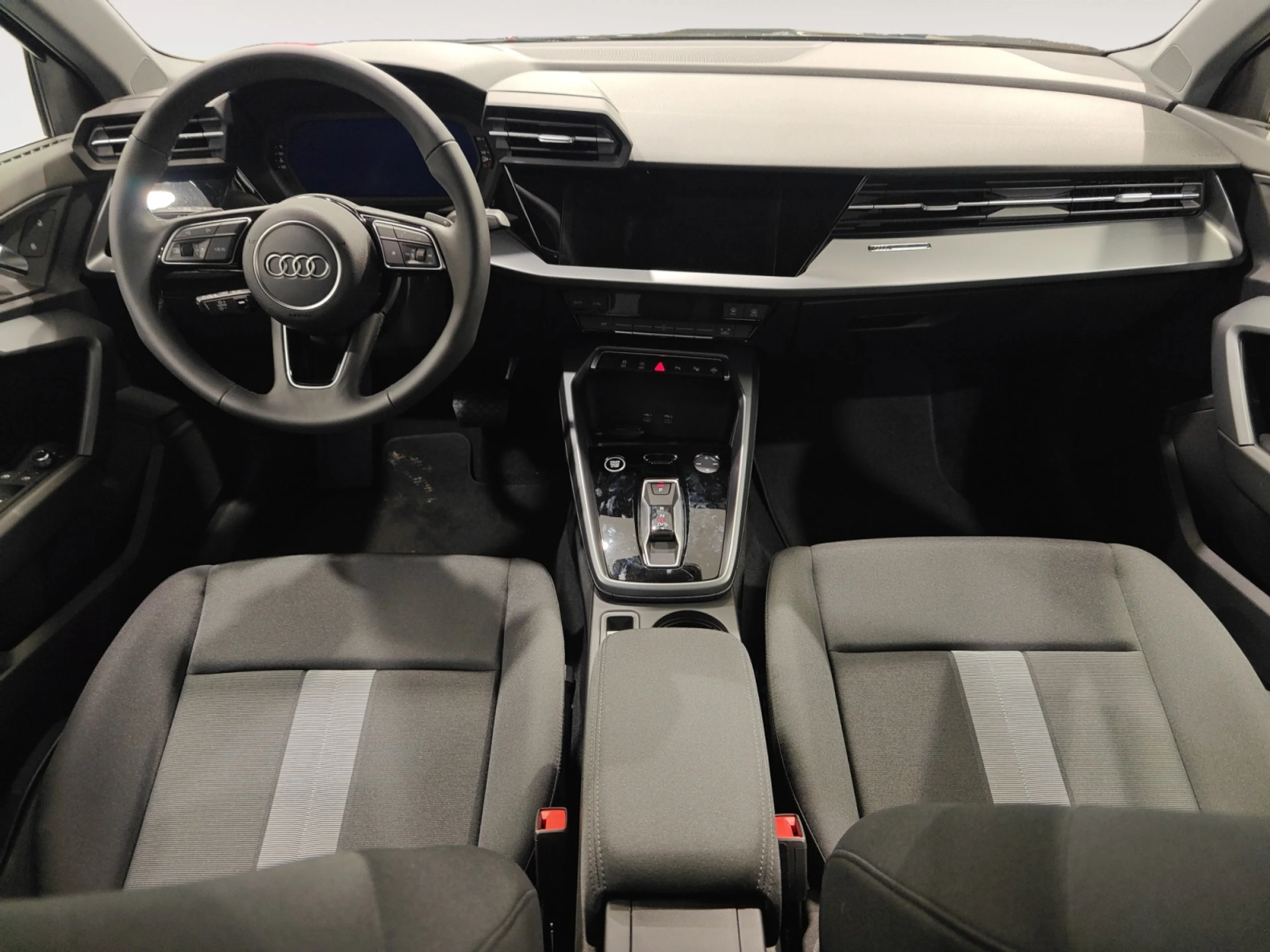 AUDI A3 SEDAN ADVANCED TFSI 85KW S TRONIC - Foto 4