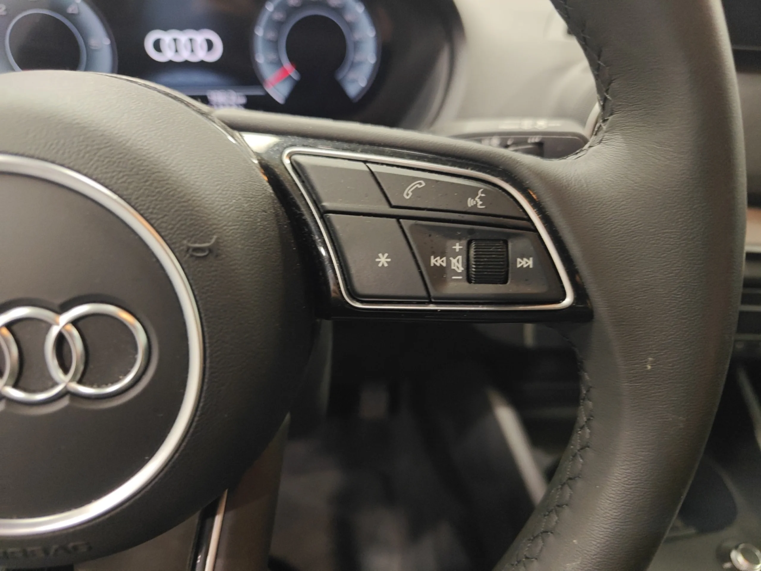 AUDI Q2 ADVANCED 30 TDI 85KW (116CV) - Foto 10