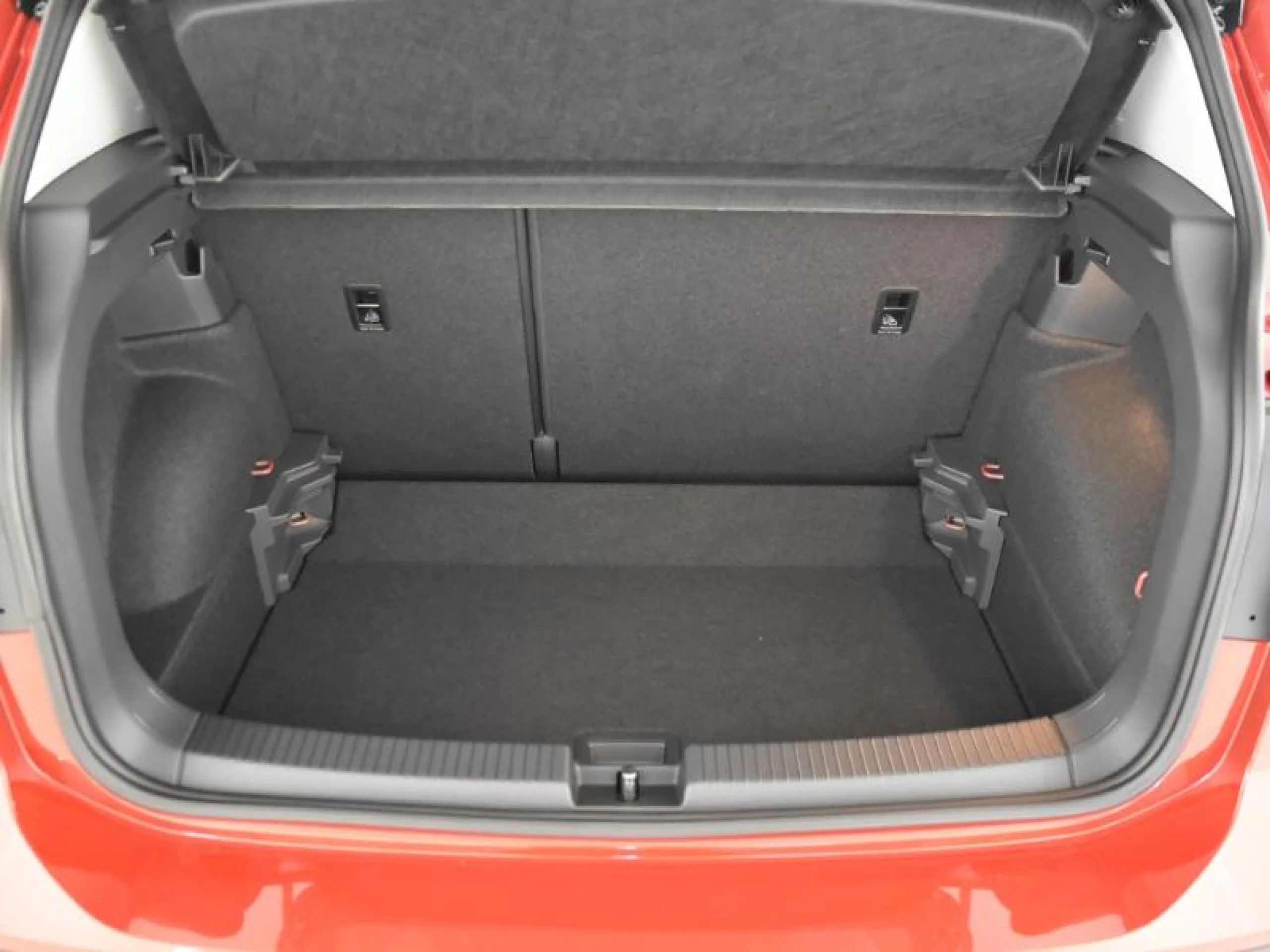 VOLKSWAGEN T CROSS T CROSS MÁS  1.0 TSI 85 KW (116 CV)  6 VEL. - Foto 8