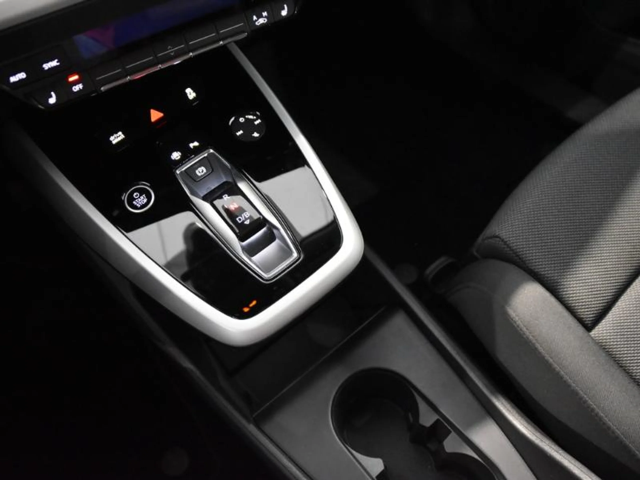 AUDI Q4 E TRON S LINE 40 E TRON 150KW 82KWH - Foto 11