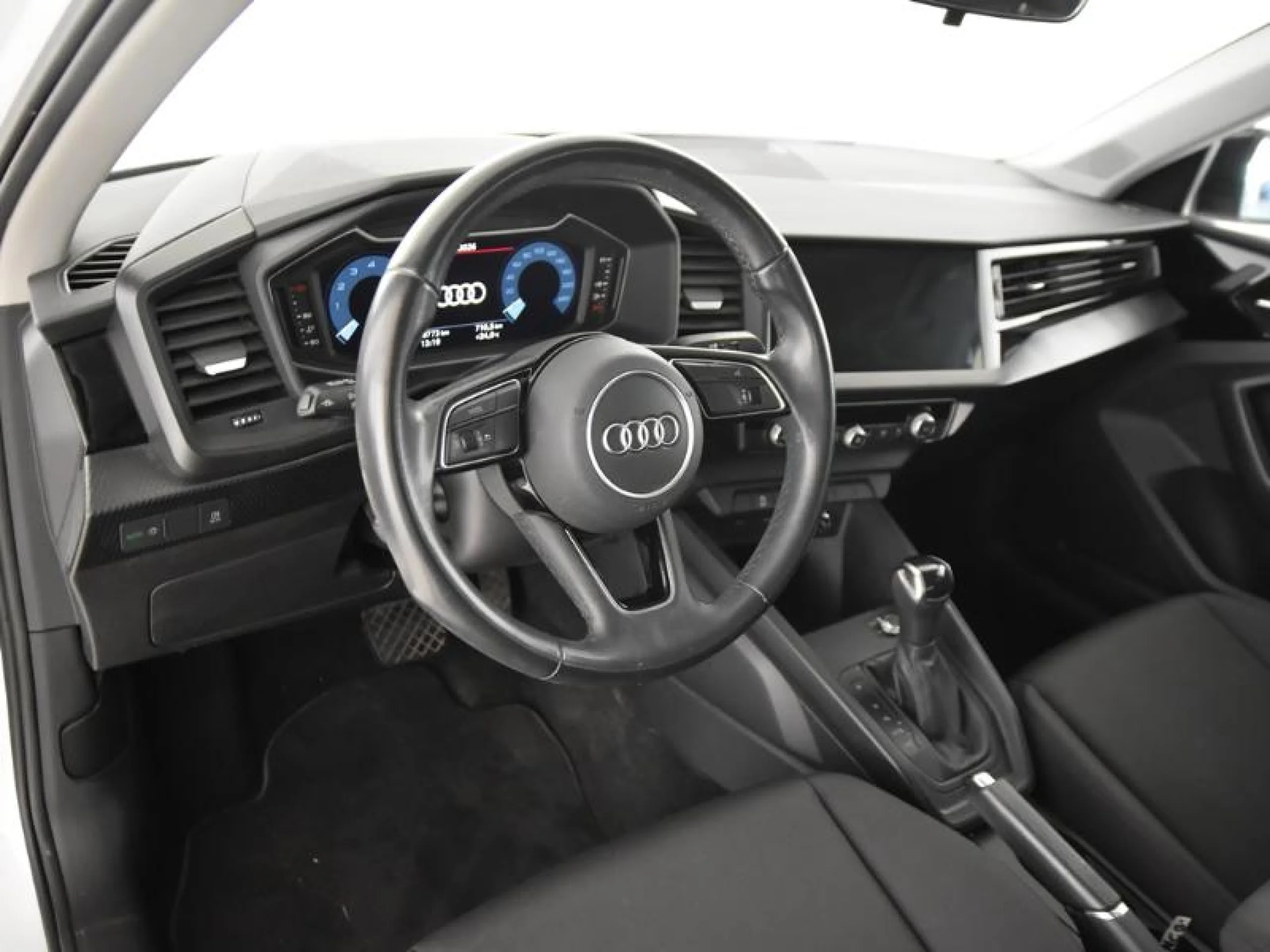 AUDI A1 SPORTBACK ADVANCED 30 TFSI 81KW S TRONIC - Foto 9