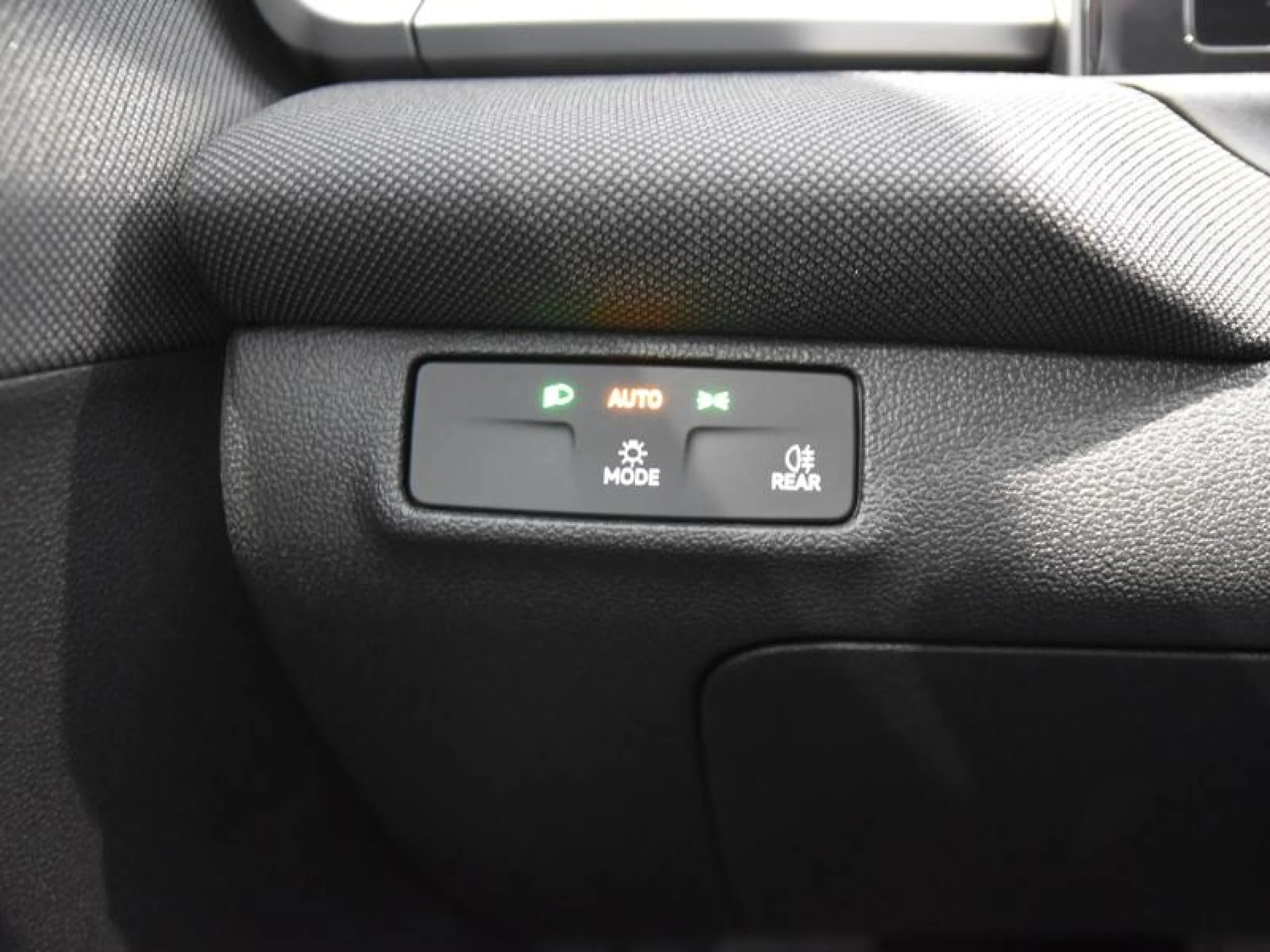 VOLKSWAGEN T ROC T ROC T ROC  1.5 ETSI 85 KW (116 CV)  AUTOMÁTICO DSG 7 VEL. - Foto 17