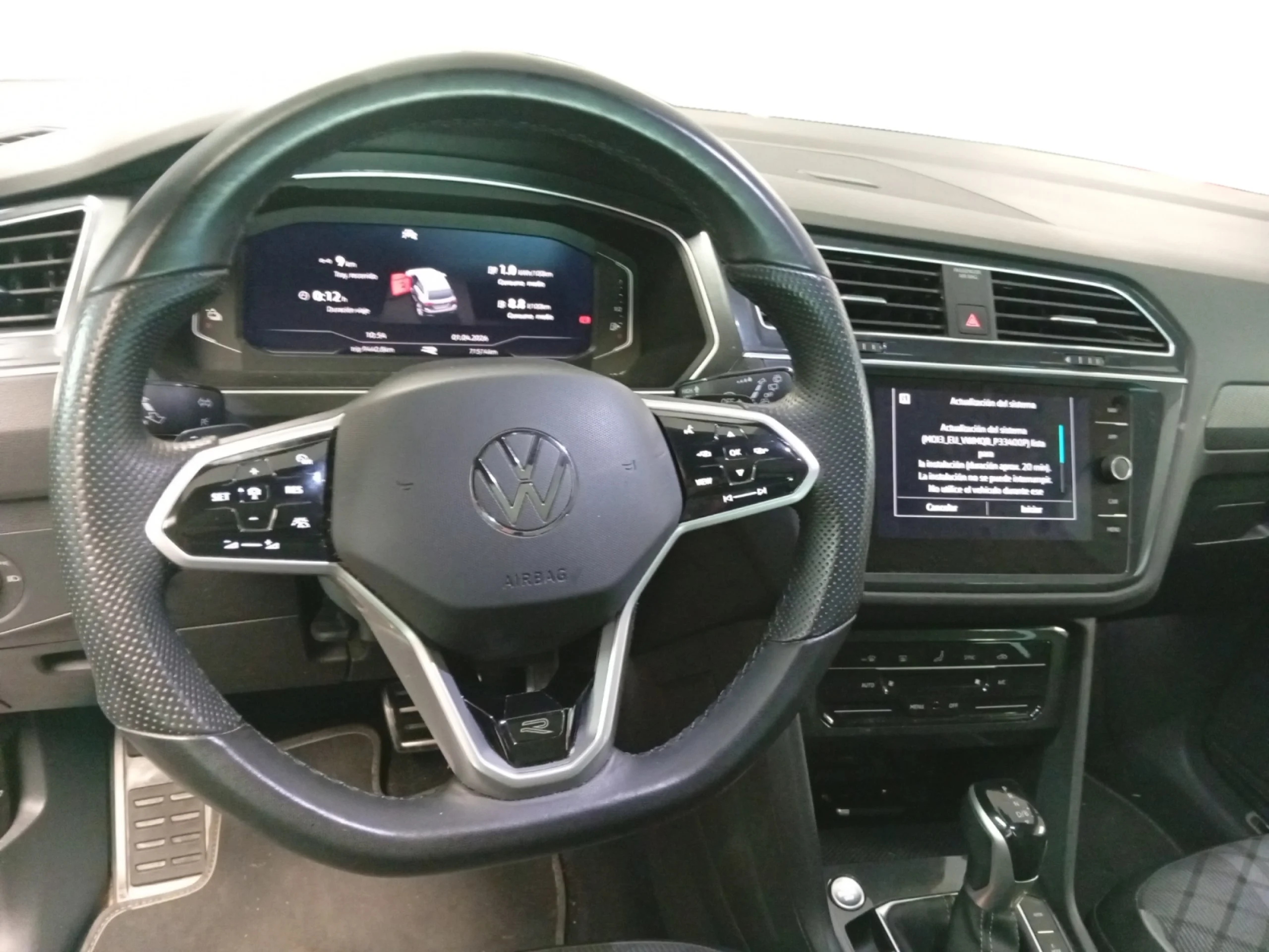 VOLKSWAGEN TIGUAN R LINE 1.4 TSI EHYBRID 180KW (245CV) DSG - Foto 9