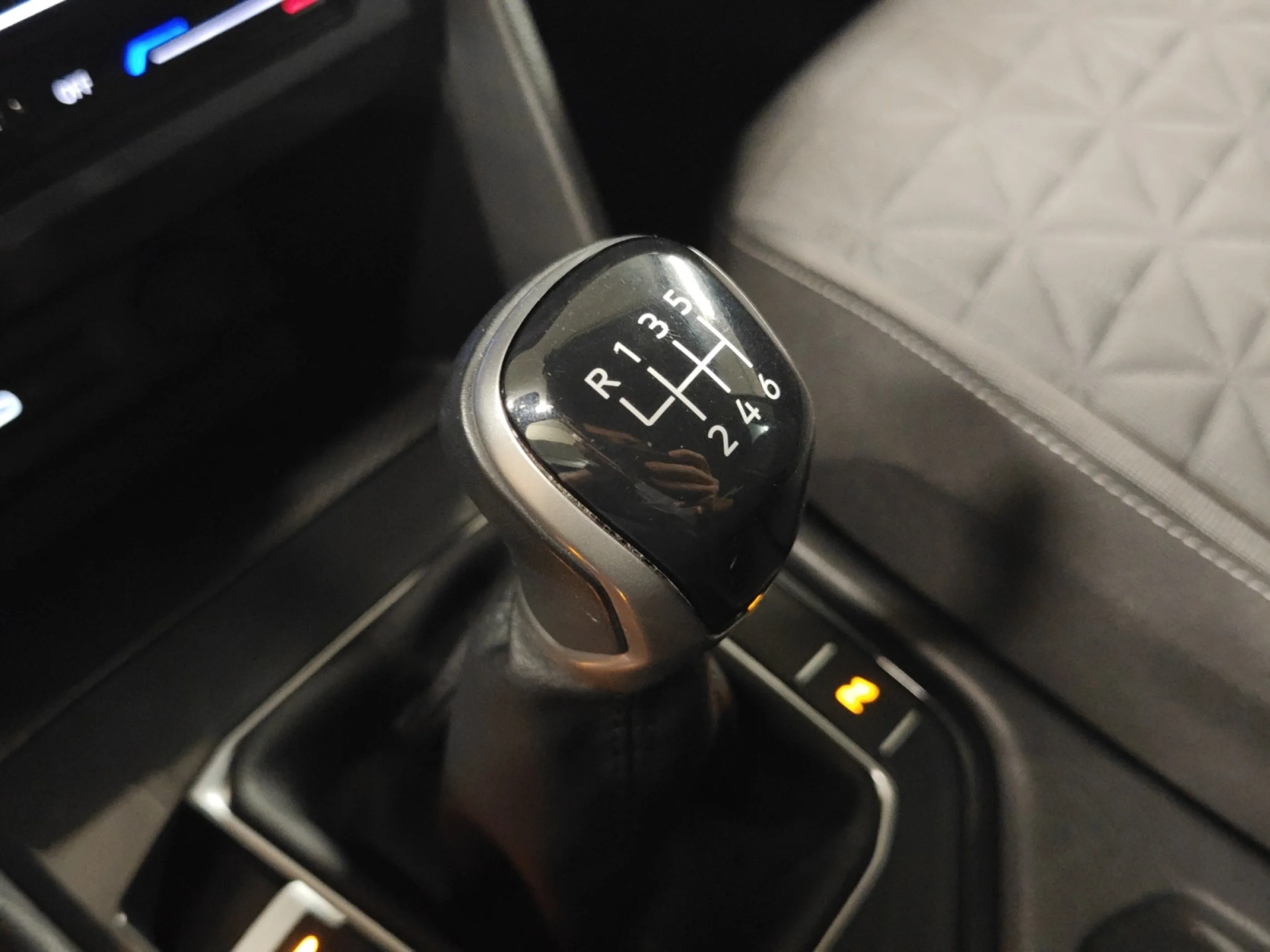 VOLKSWAGEN TIGUAN LIFE 2.0 TDI 90KW (122CV) - Foto 17