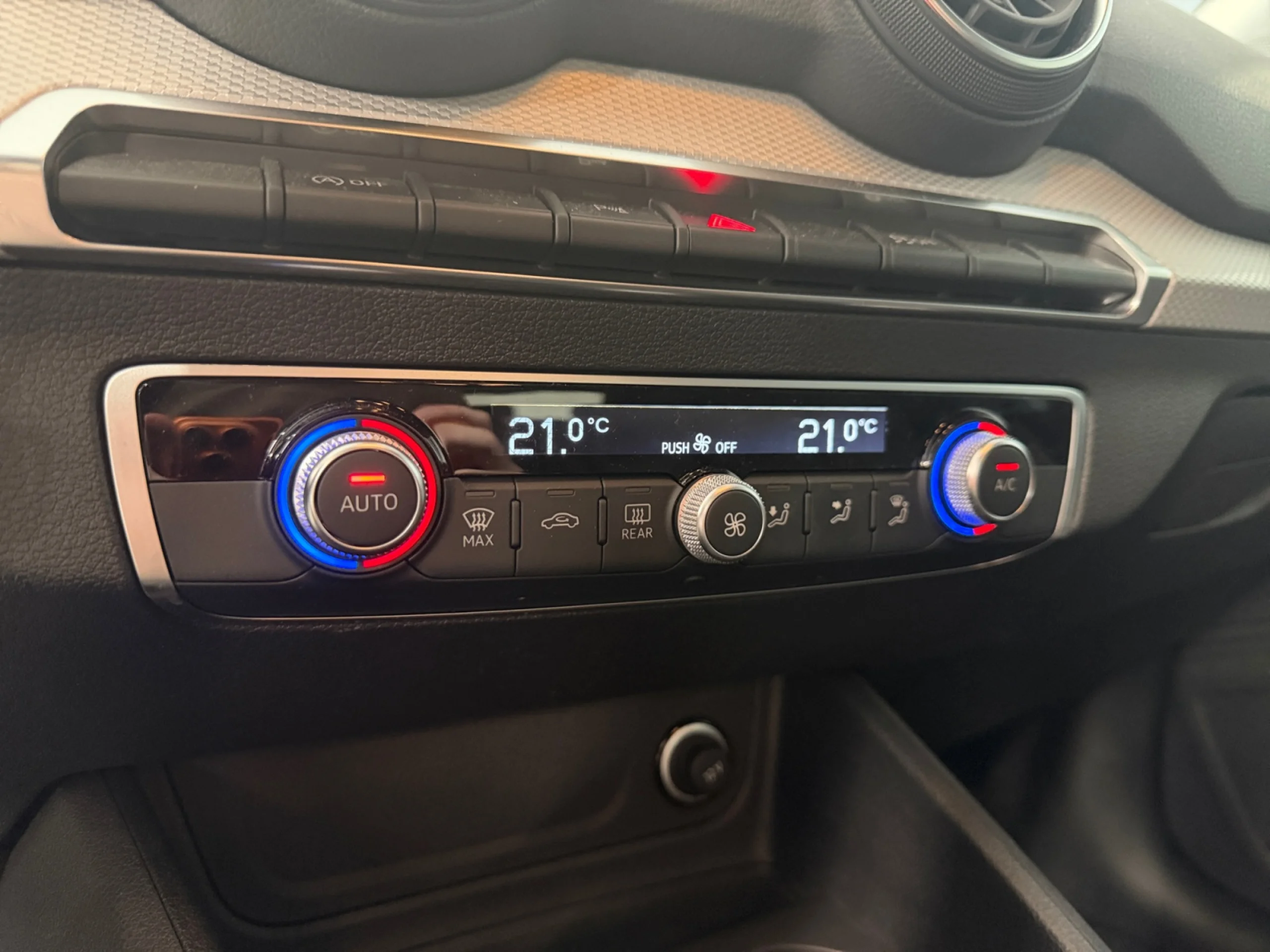 AUDI Q2 ADVANCED 30 TFSI 85KW (116CV) - Foto 10