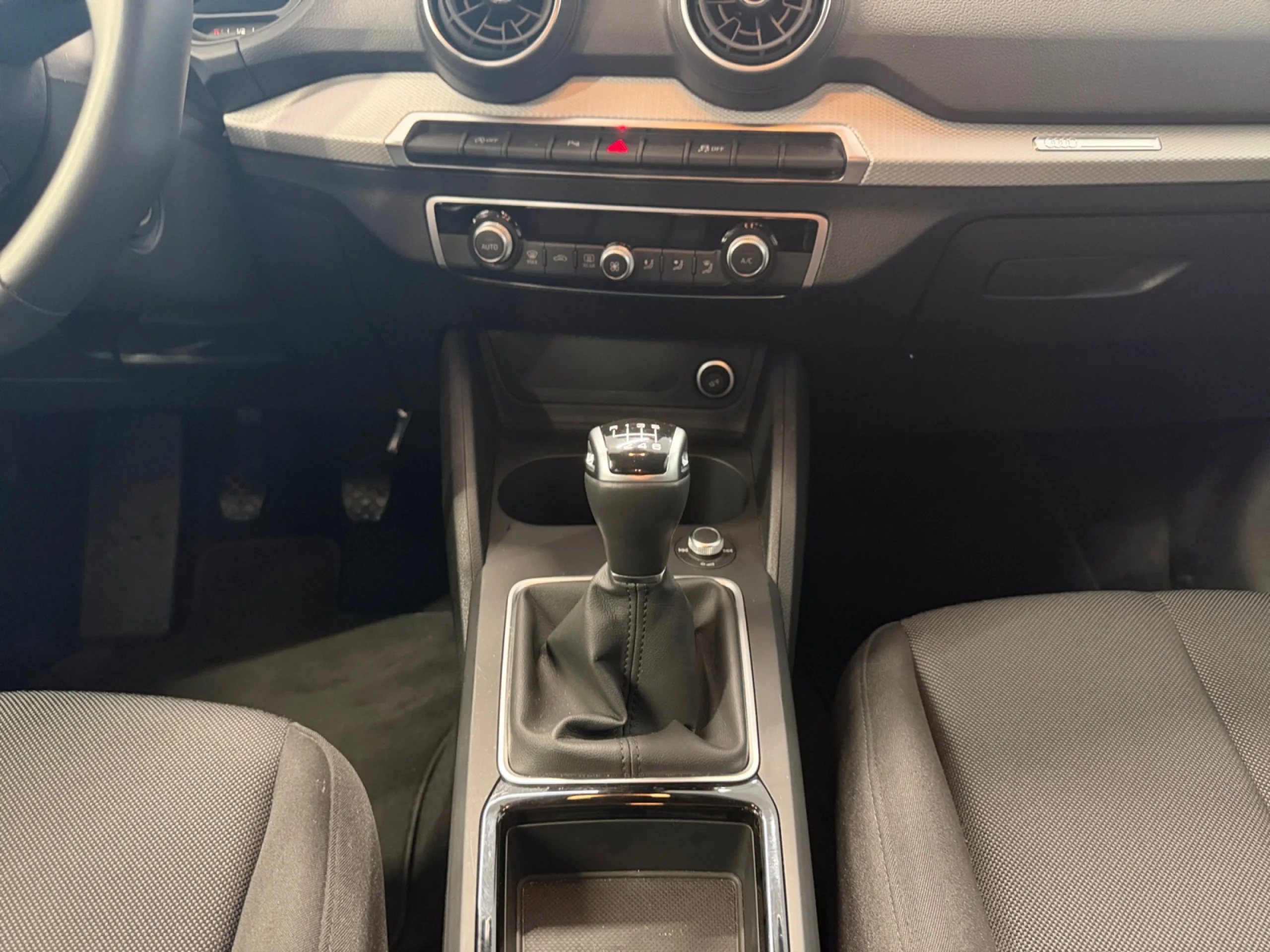 AUDI Q2 ADVANCED 30 TFSI 85KW (116CV) - Foto 14