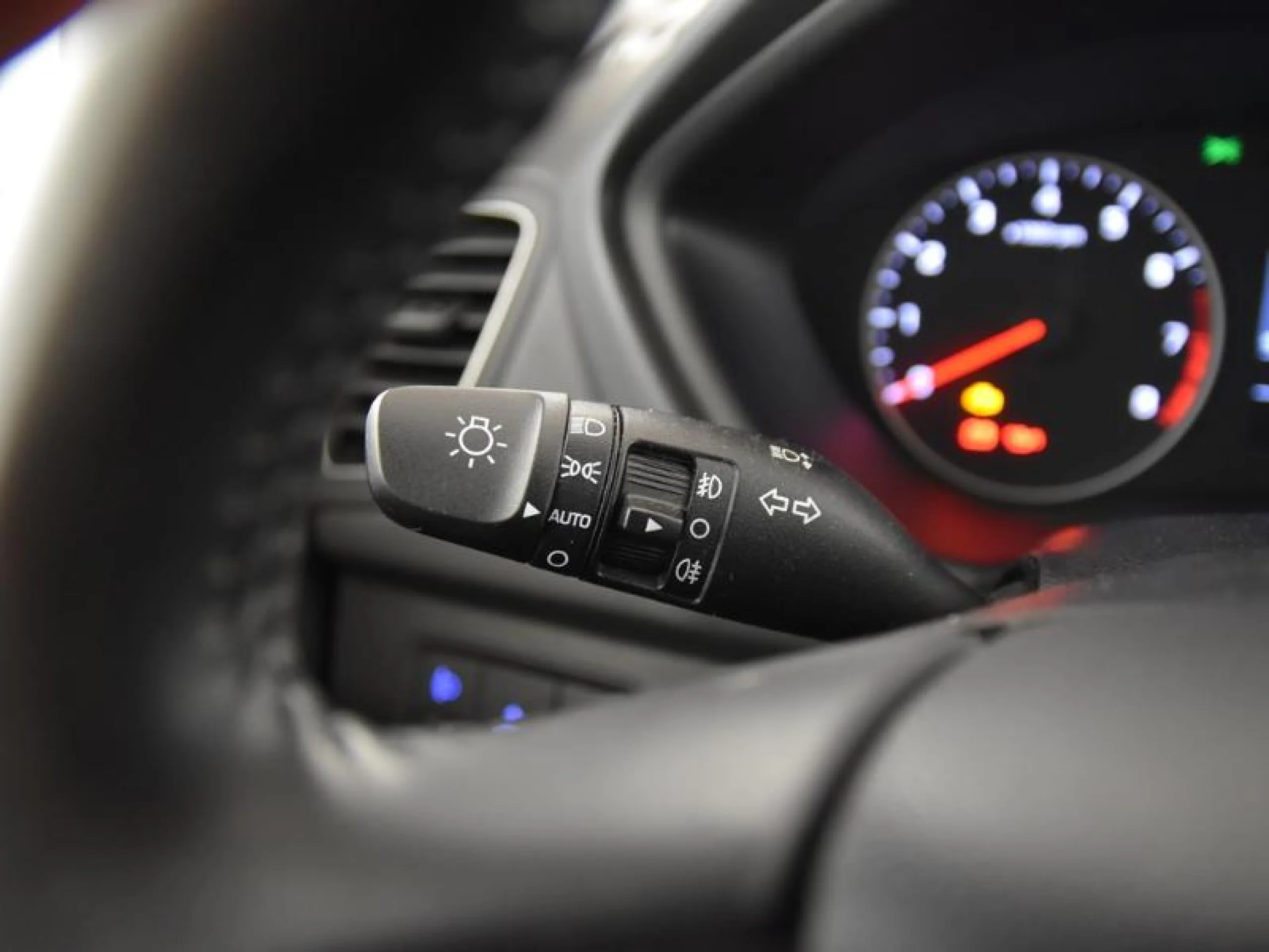 HYUNDAI I20 ACTIVE 1.0 TGDI 74KW (100CV) TECNO 2C - Foto 15