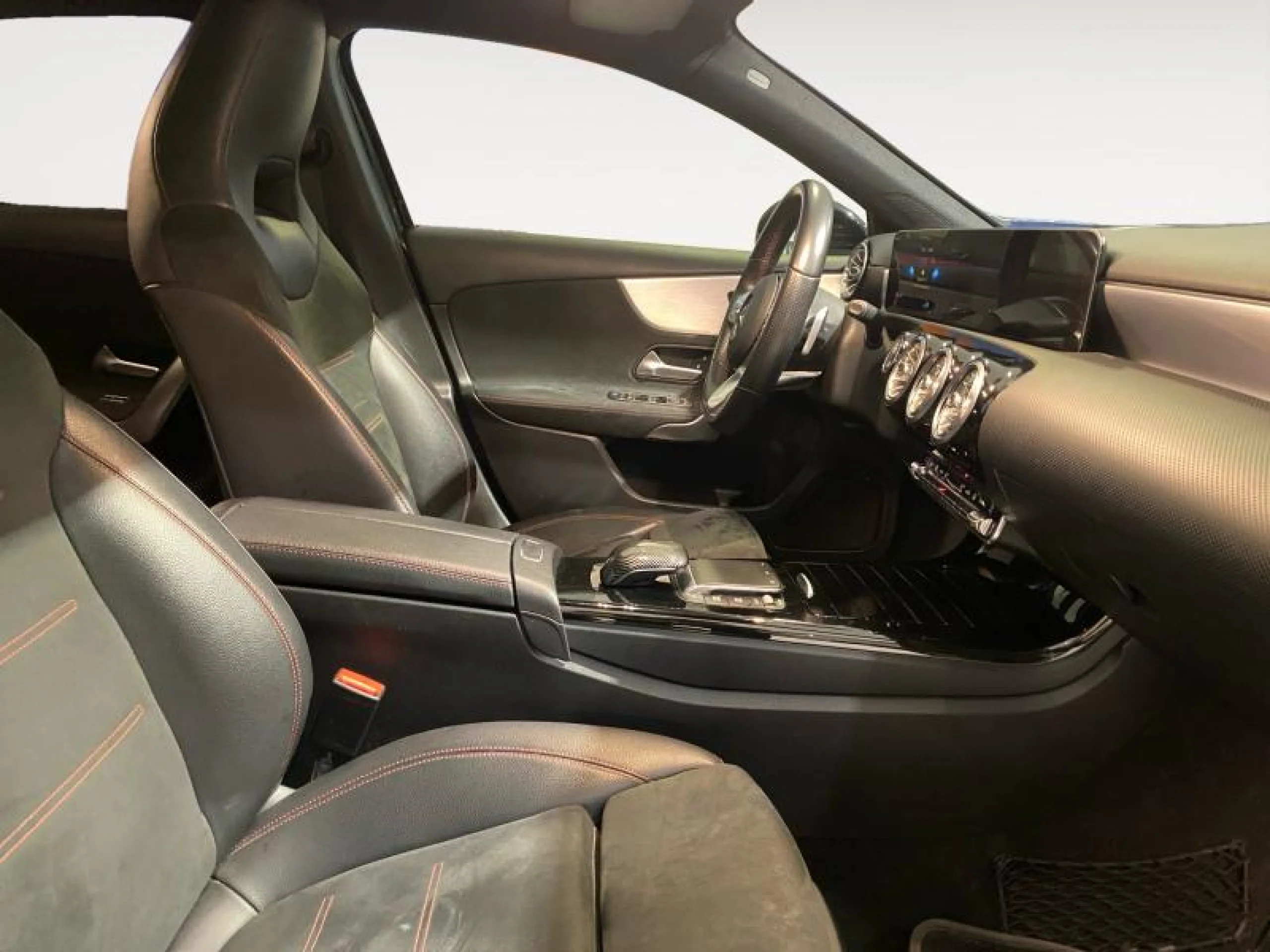 MERCEDES-BENZ CLASE A A 200 D - Foto 5