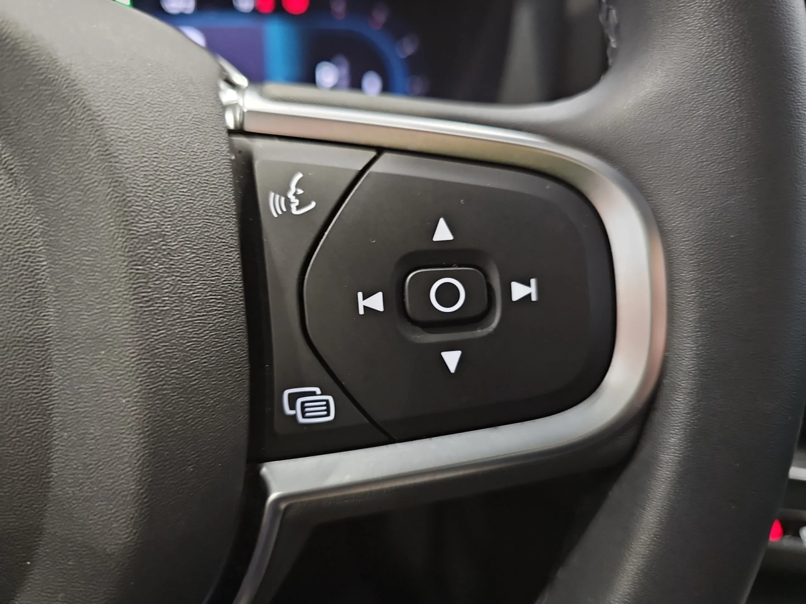 VOLVO XC60 2.0 B4 D CORE AUTO - Foto 13