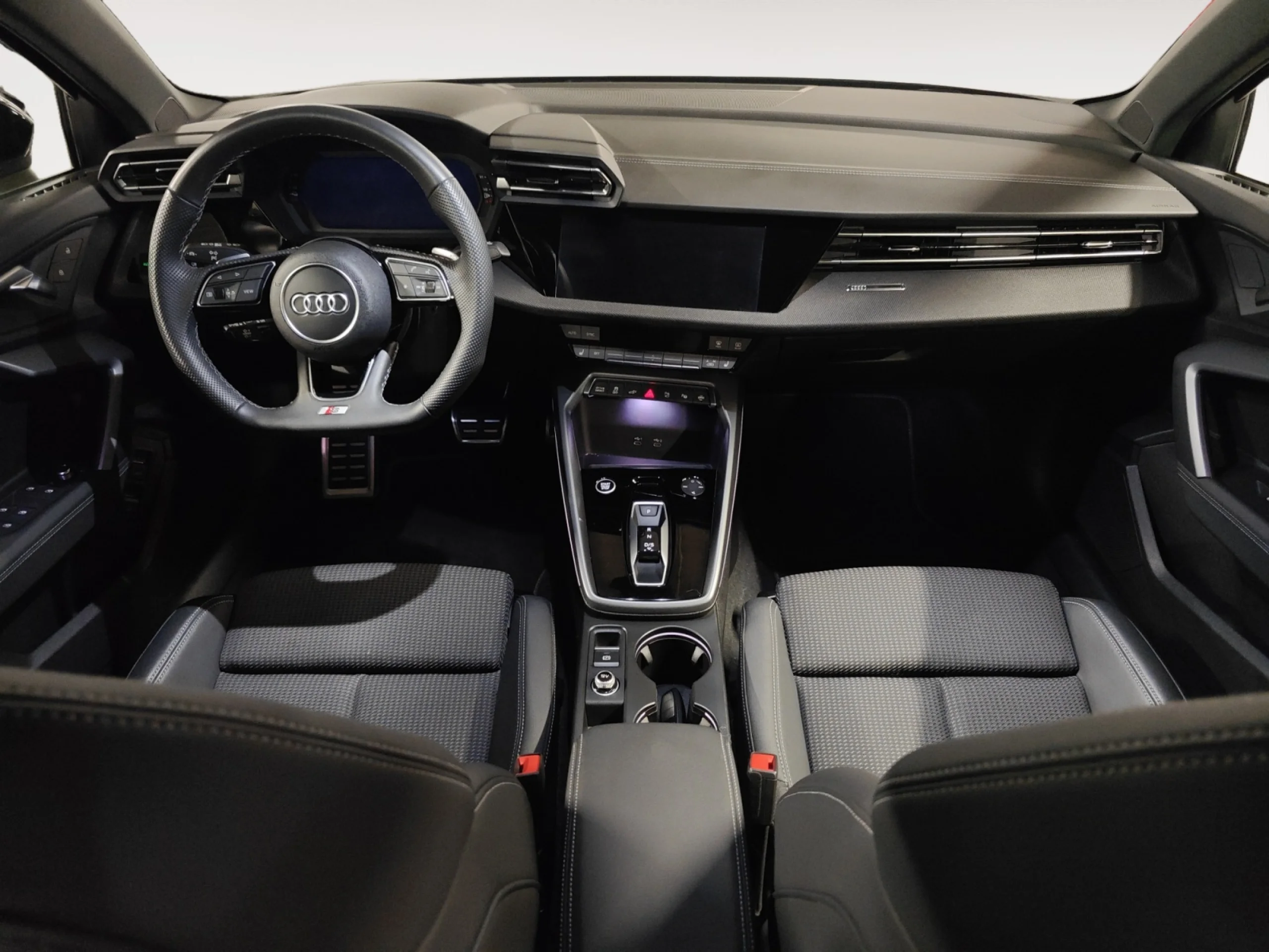 AUDI A3 SPORTBACK GENUINE 40 TFSI E 150KW S TRON - Foto 4