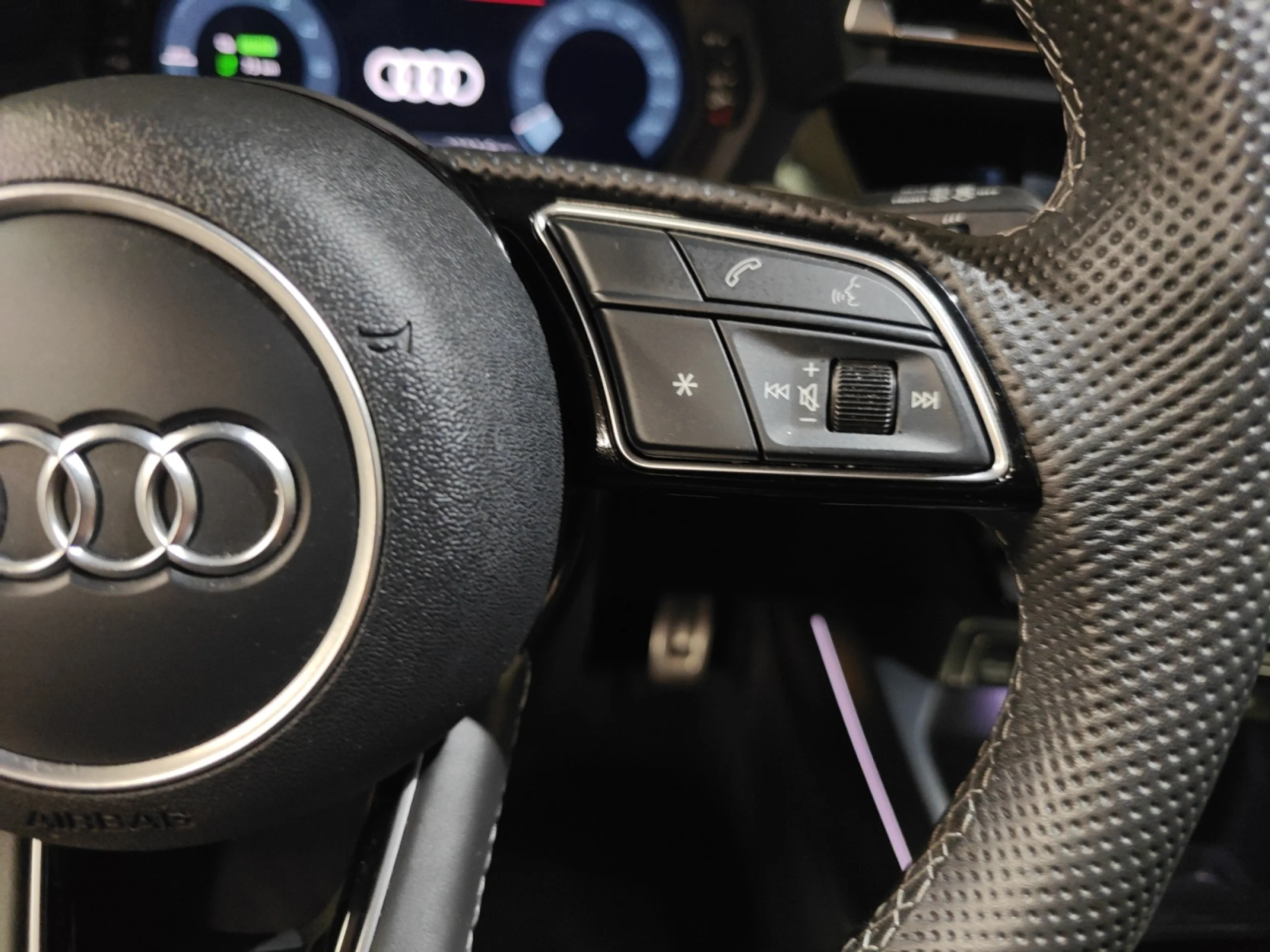 AUDI A3 SPORTBACK GENUINE 40 TFSI E 150KW S TRON - Foto 10