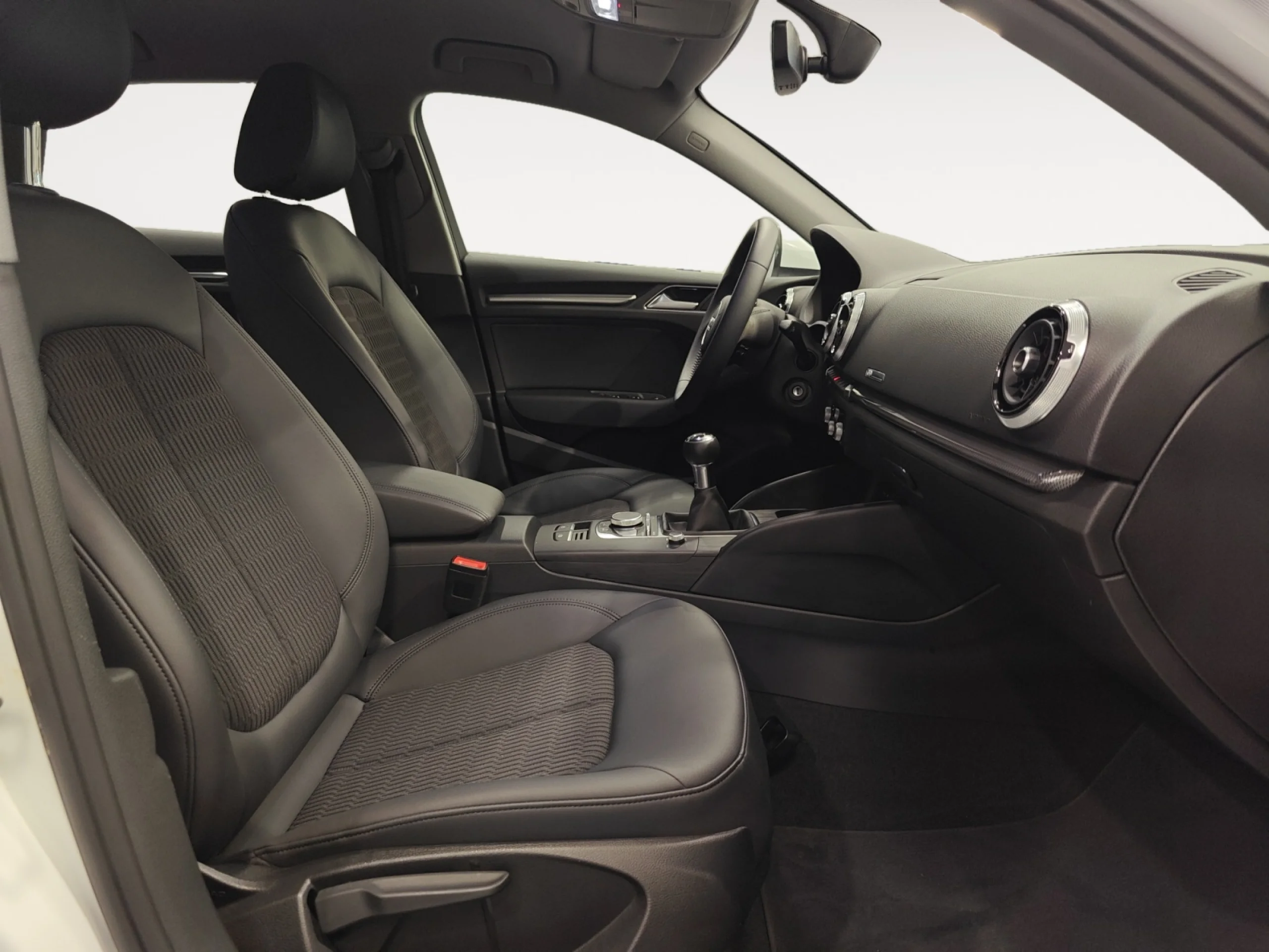 AUDI A3 DESIGN 30 TDI 85KW (116CV) SPORTBACK - Foto 5