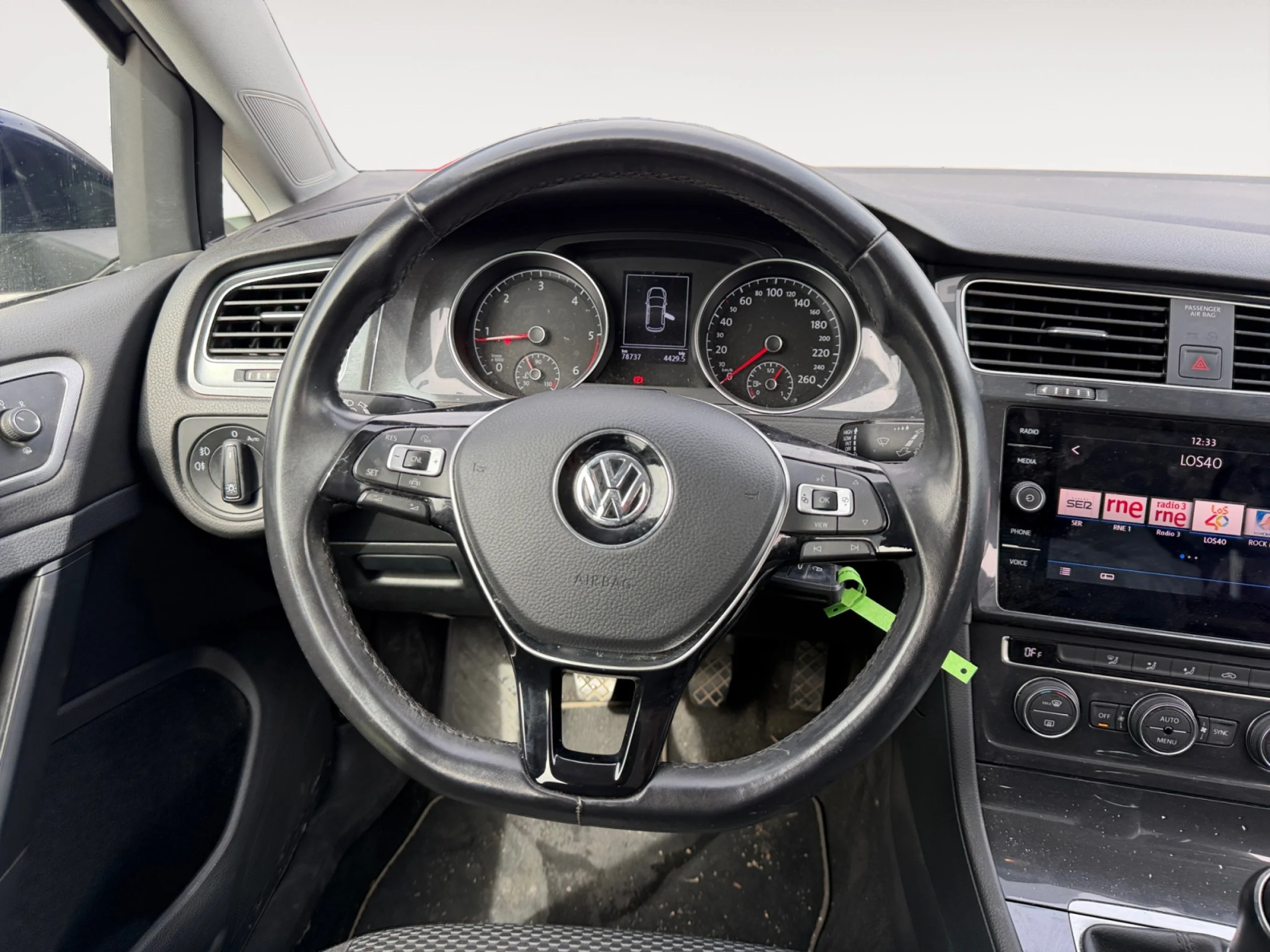 VOLKSWAGEN GOLF LAST EDITION 1.6 TDI 85KW (115CV) - Foto 11