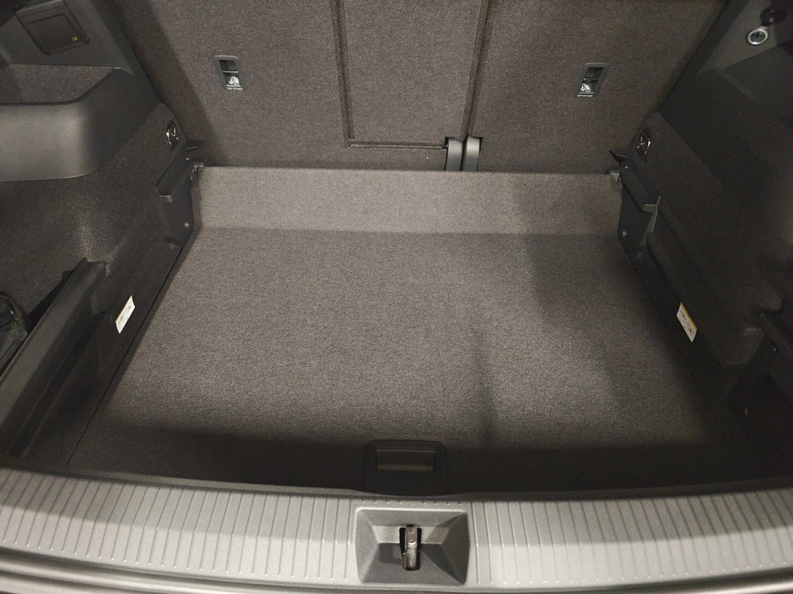 VOLKSWAGEN TIGUAN ··MÁS·· 1.5 ETSI 110KW (150CV) DSG - Foto 7