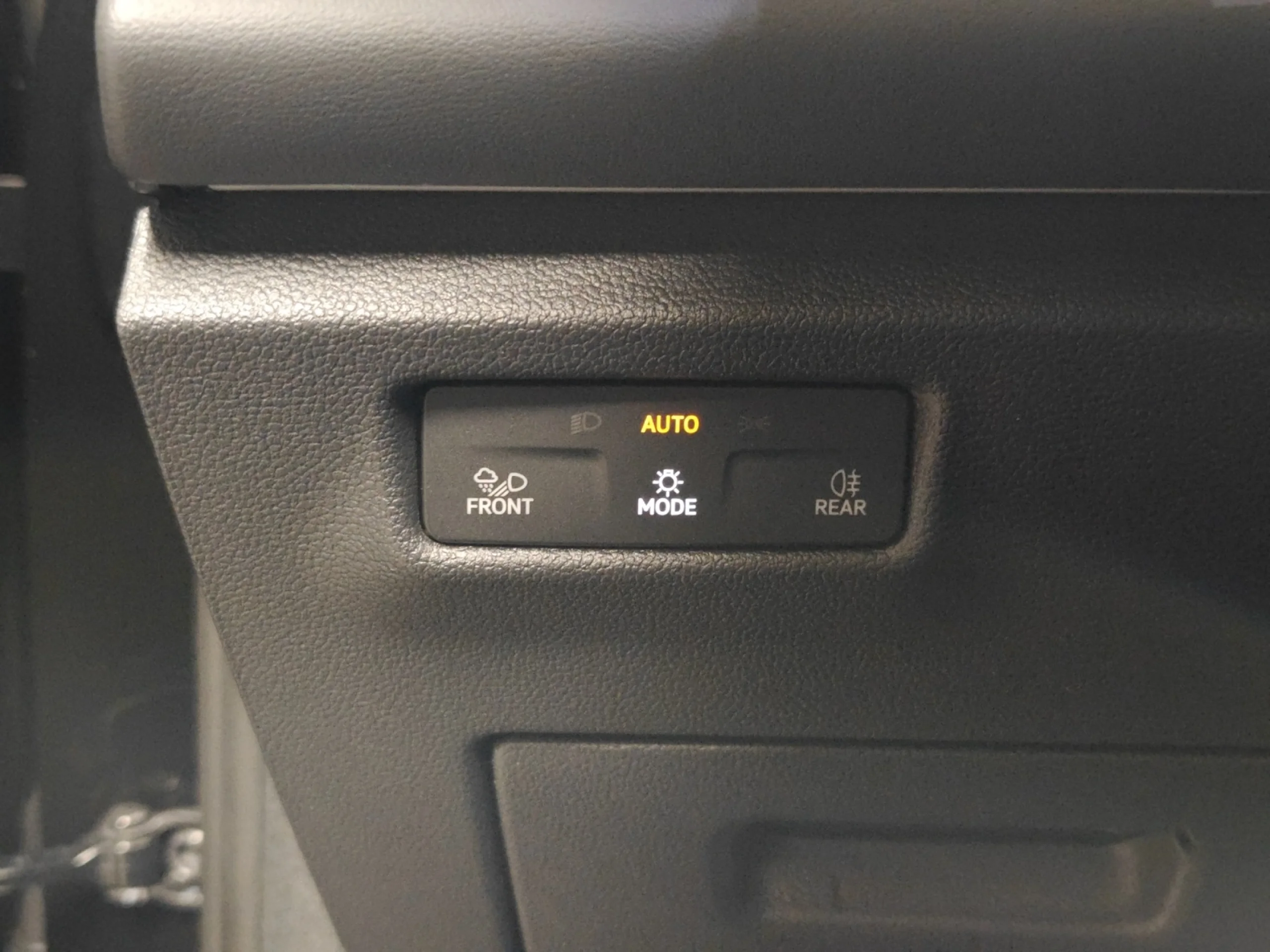 VOLKSWAGEN TIGUAN ··MÁS·· 1.5 ETSI 110KW (150CV) DSG - Foto 12
