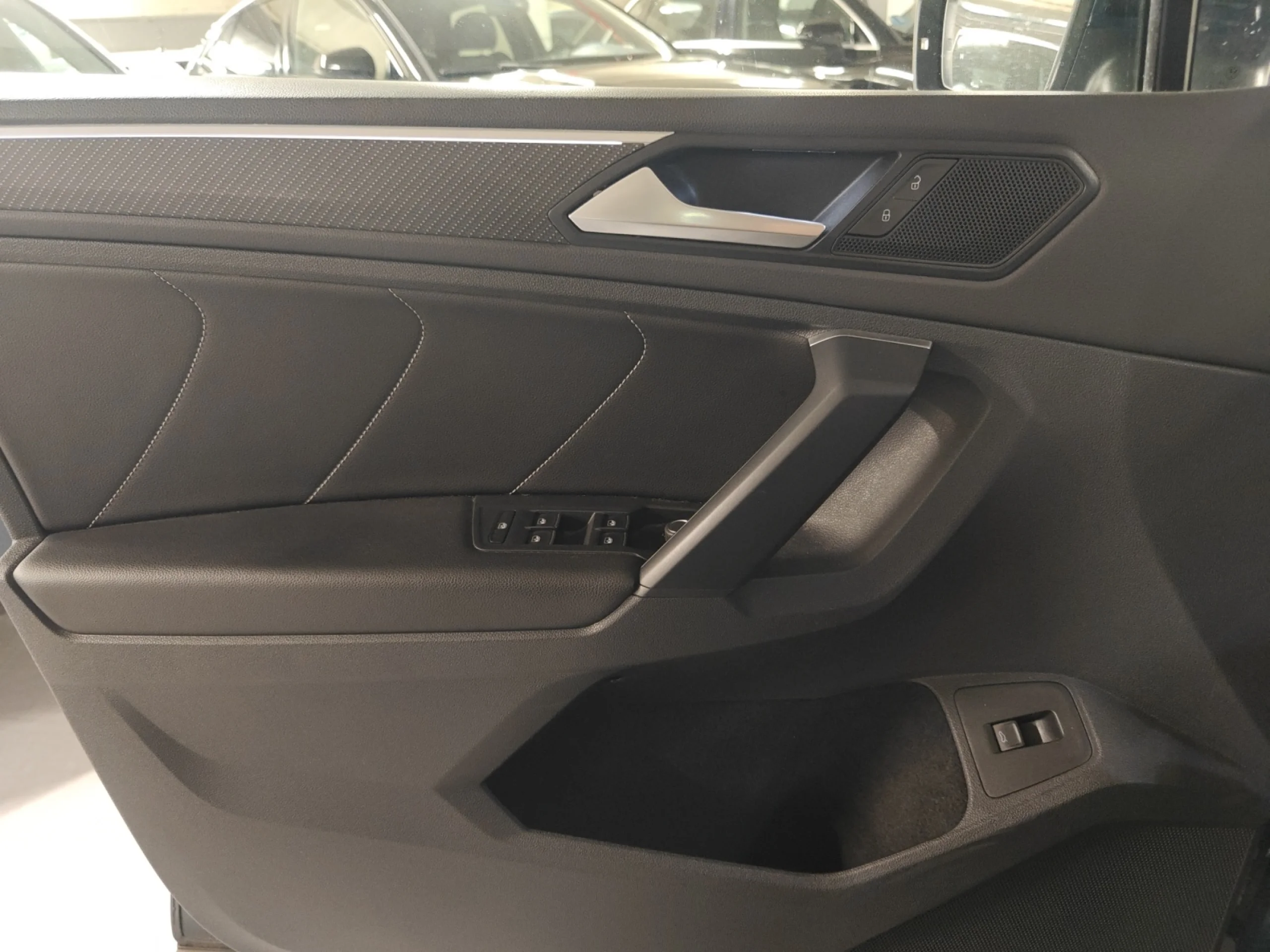 VOLKSWAGEN TIGUAN R LINE 2.0 TDI 110KW (150CV) DSG 4MOTION - Foto 13