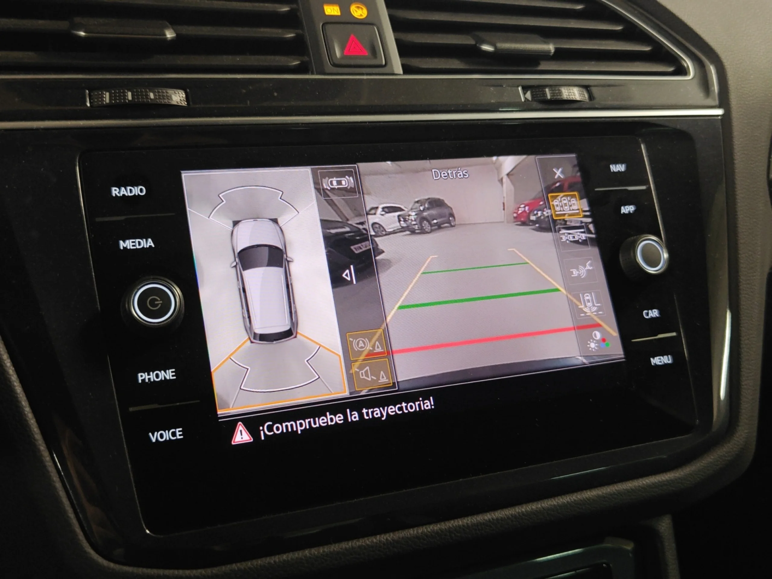 VOLKSWAGEN TIGUAN R LINE 2.0 TDI 110KW (150CV) DSG 4MOTION - Foto 16