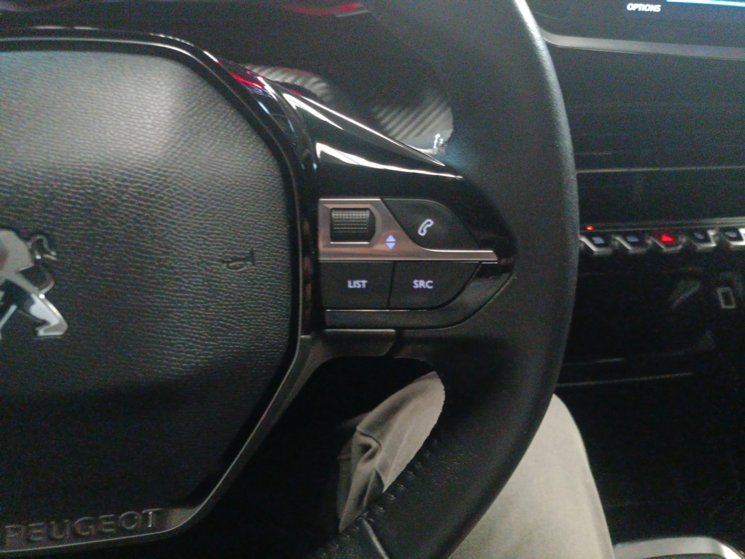 PEUGEOT 2008 ALLURE PACK PURETECH 130 S&S 6 VEL. MAN - Foto 12