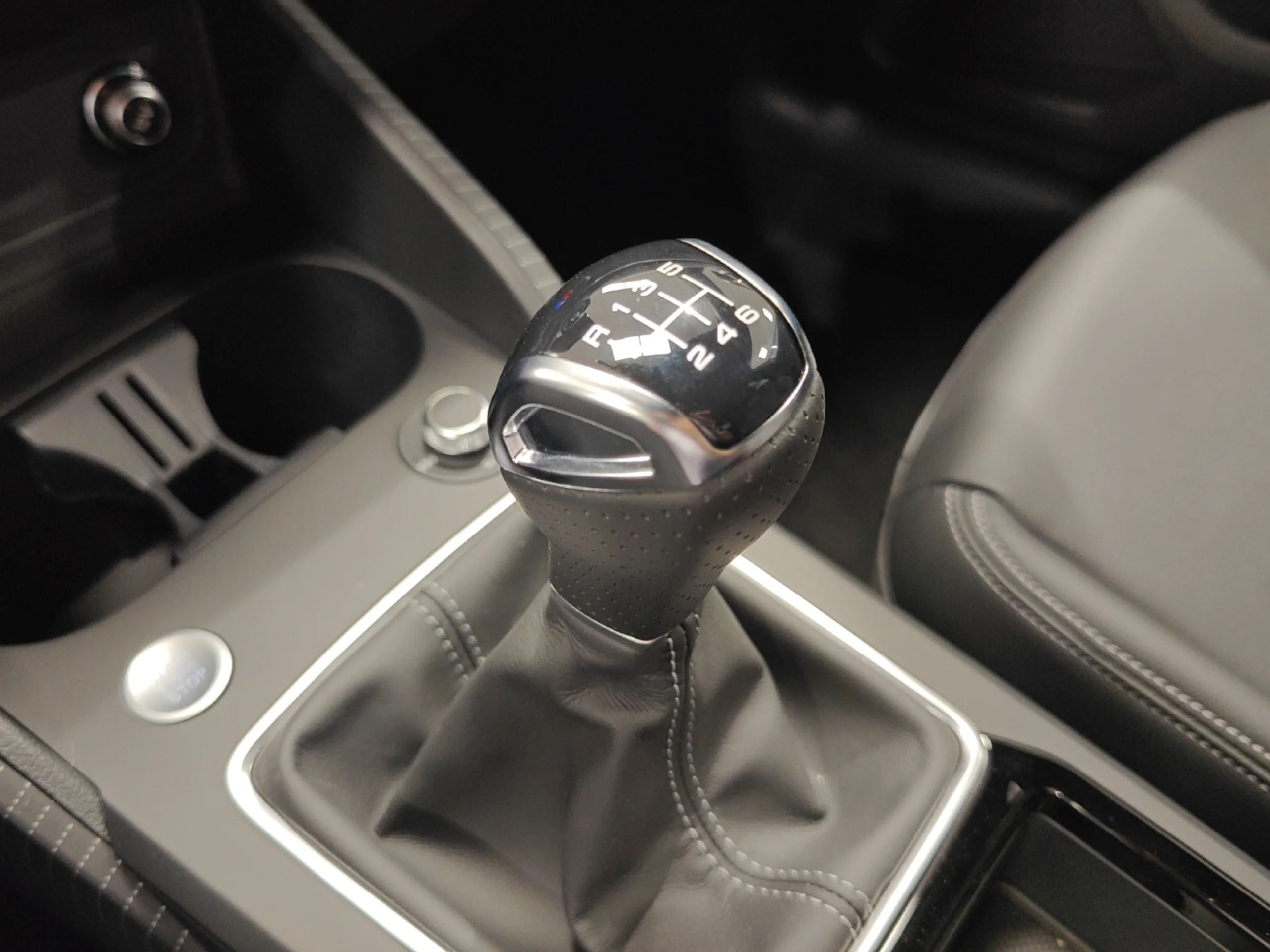 AUDI Q2 ADRENALIN 35 TFSI 110KW (150CV) - Foto 17