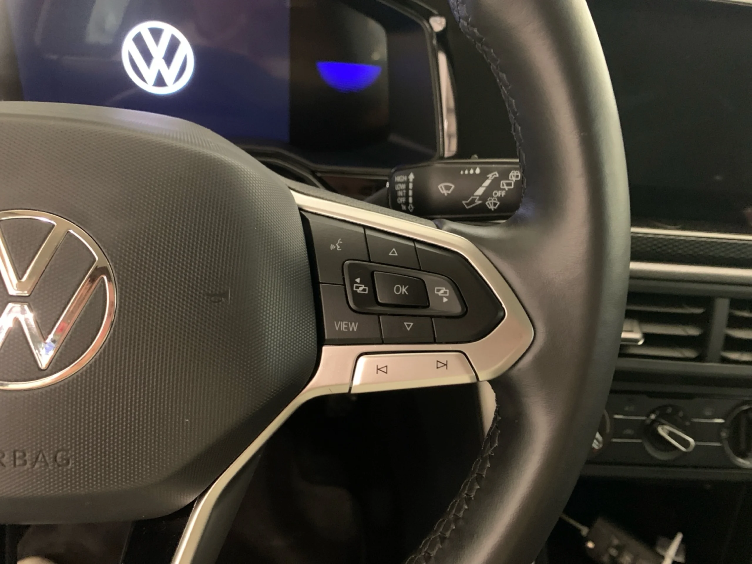 VOLKSWAGEN POLO LIFE 1.0 TSI 70KW (95CV) - Foto 12