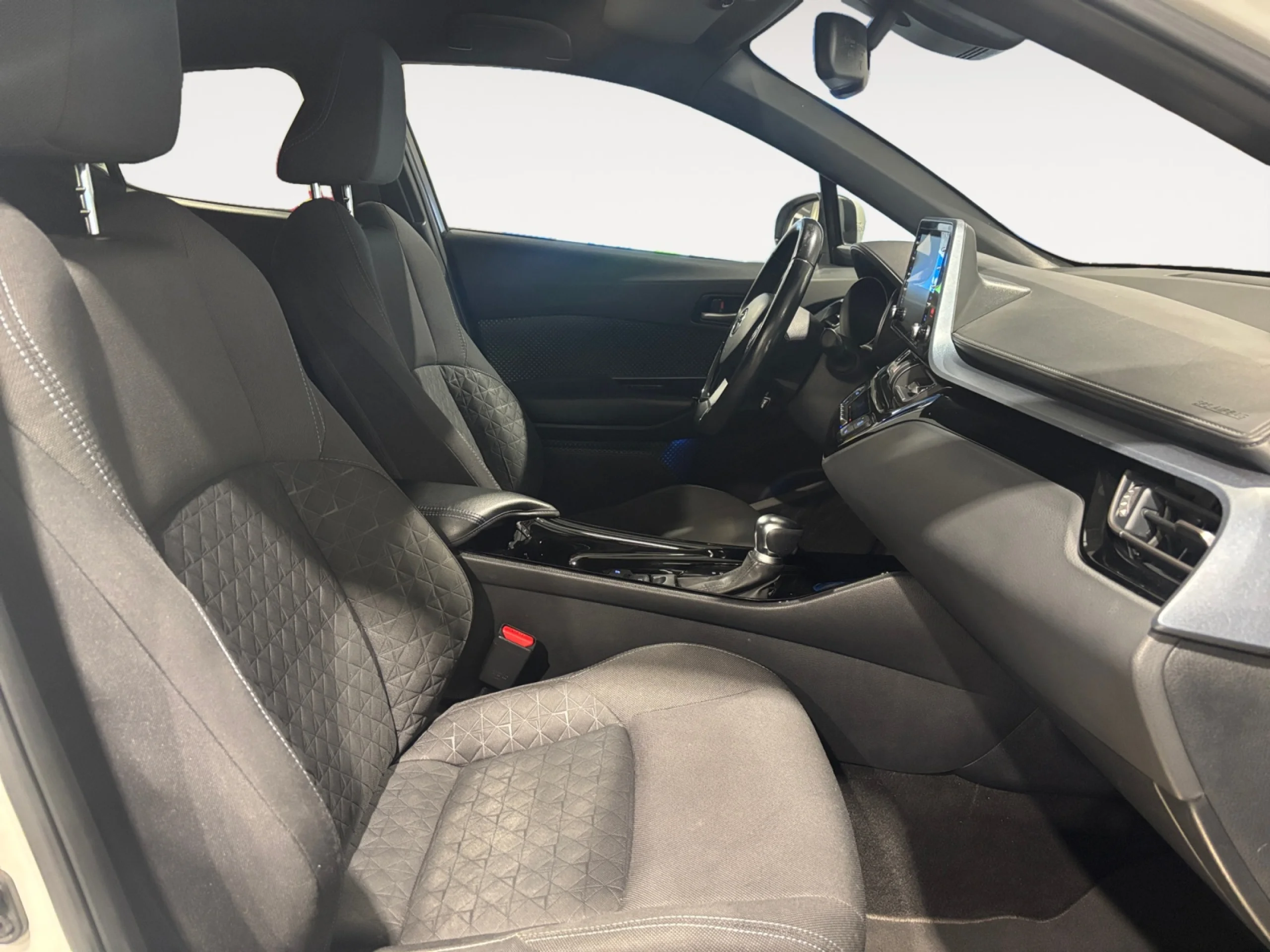 TOYOTA C HR 1.8 125H ADVANCE - Foto 5