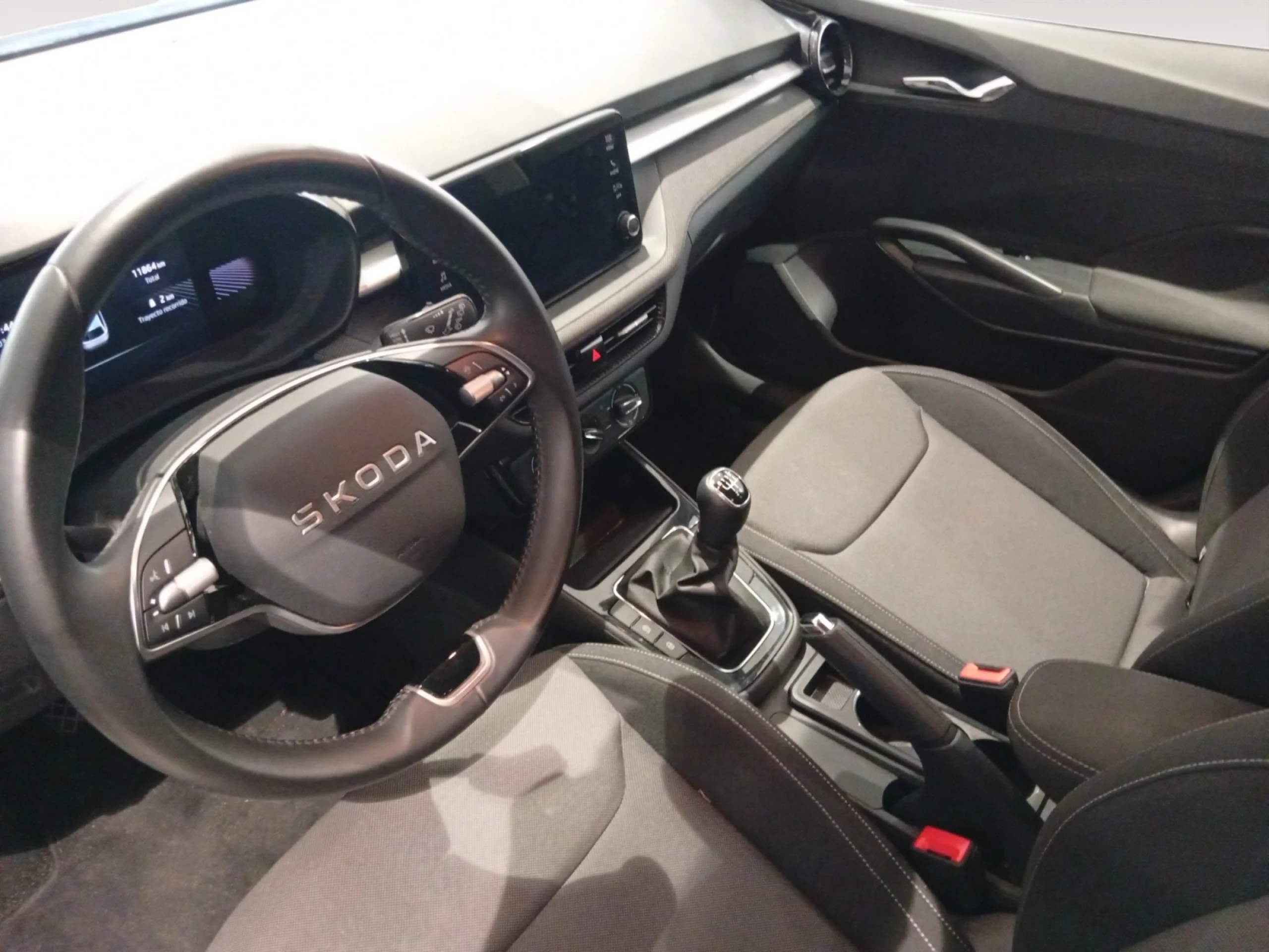 SKODA FABIA 1.0 TSI 70KW (95CV) DESIGN - Foto 20