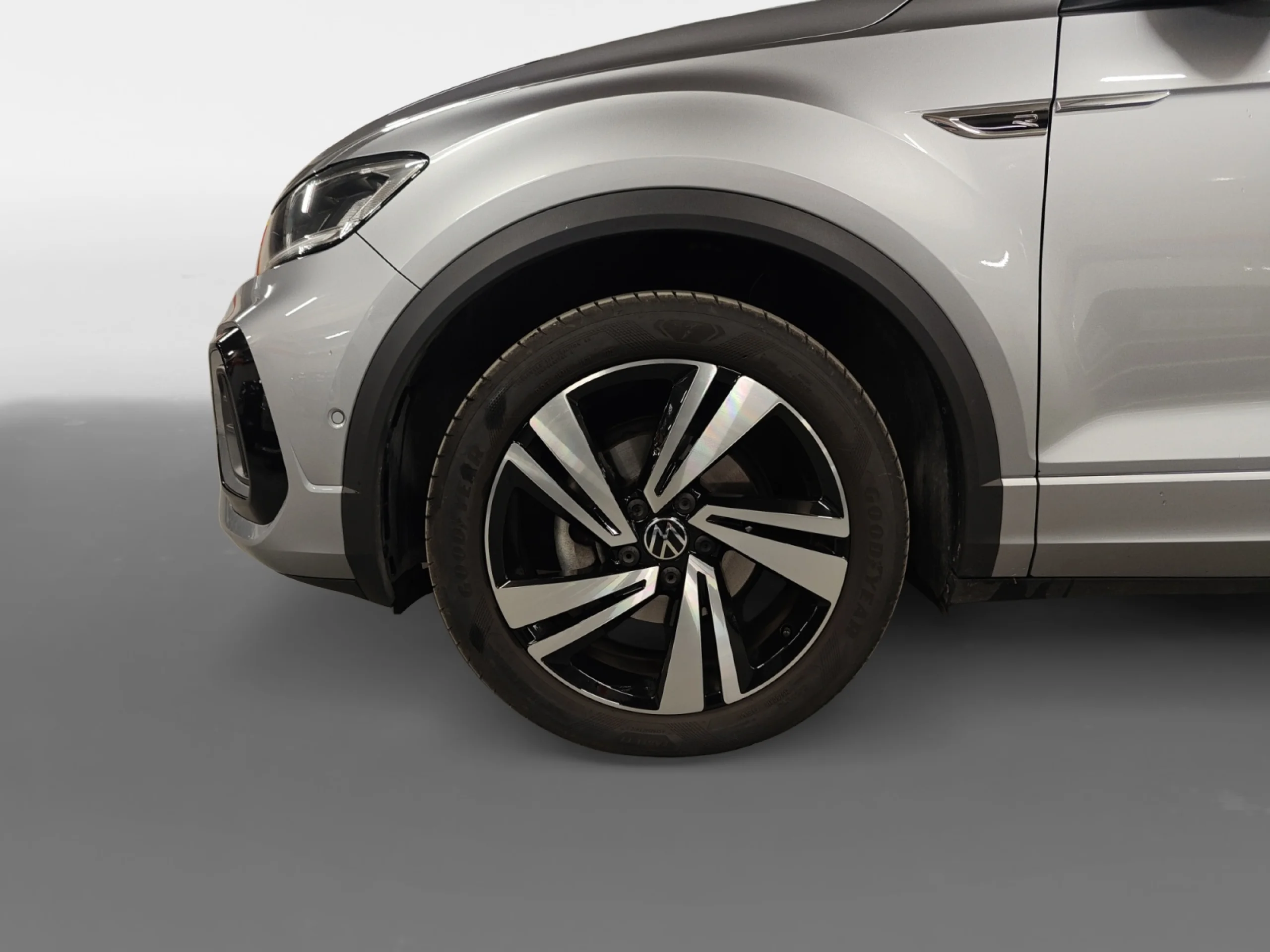 VOLKSWAGEN T ROC R LINE 1.5 TSI 110KW (150CV) DSG - Foto 8