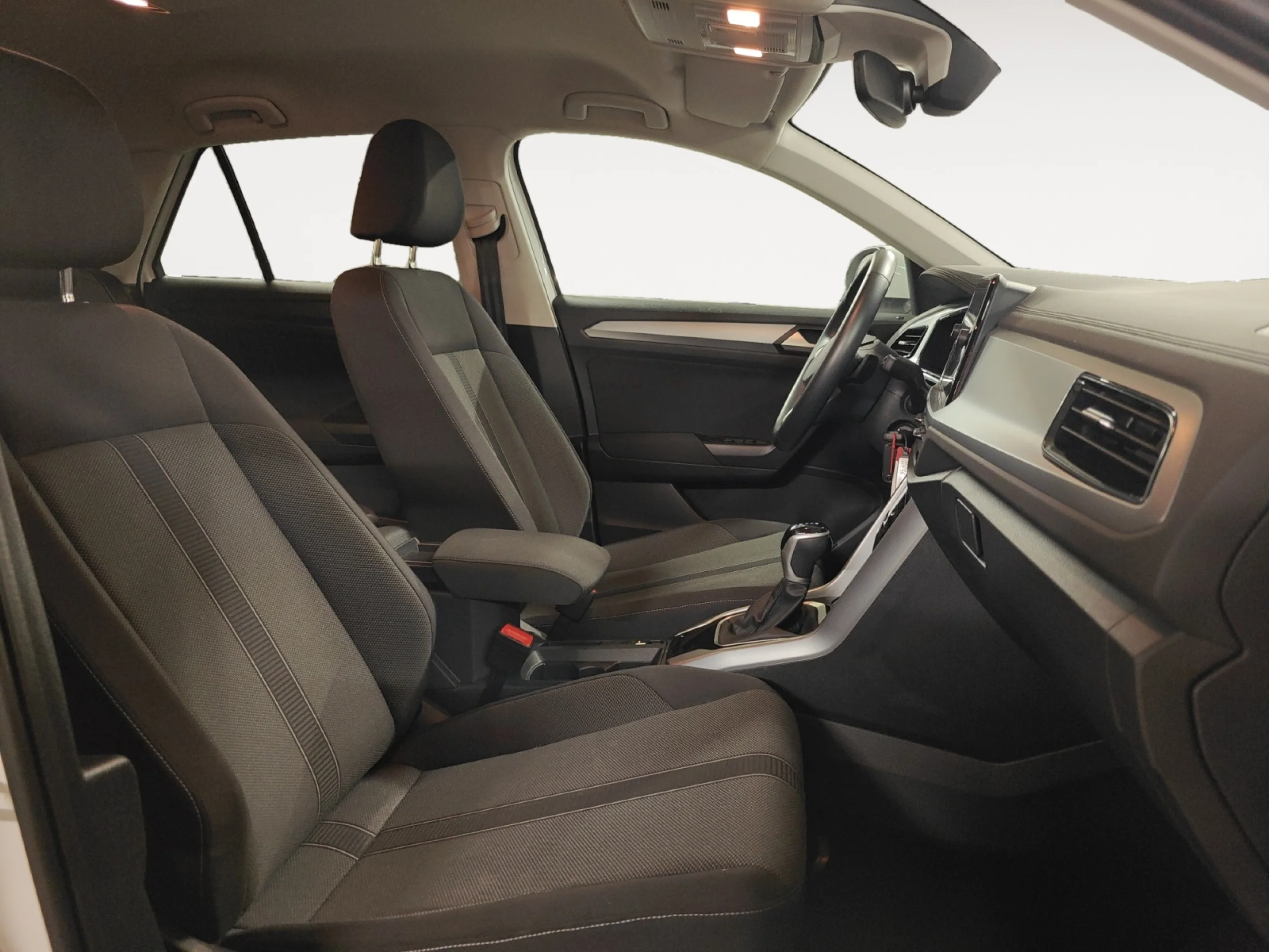 VOLKSWAGEN T ROC LIFE 2.0 TDI 110KW (150CV) DSG - Foto 5