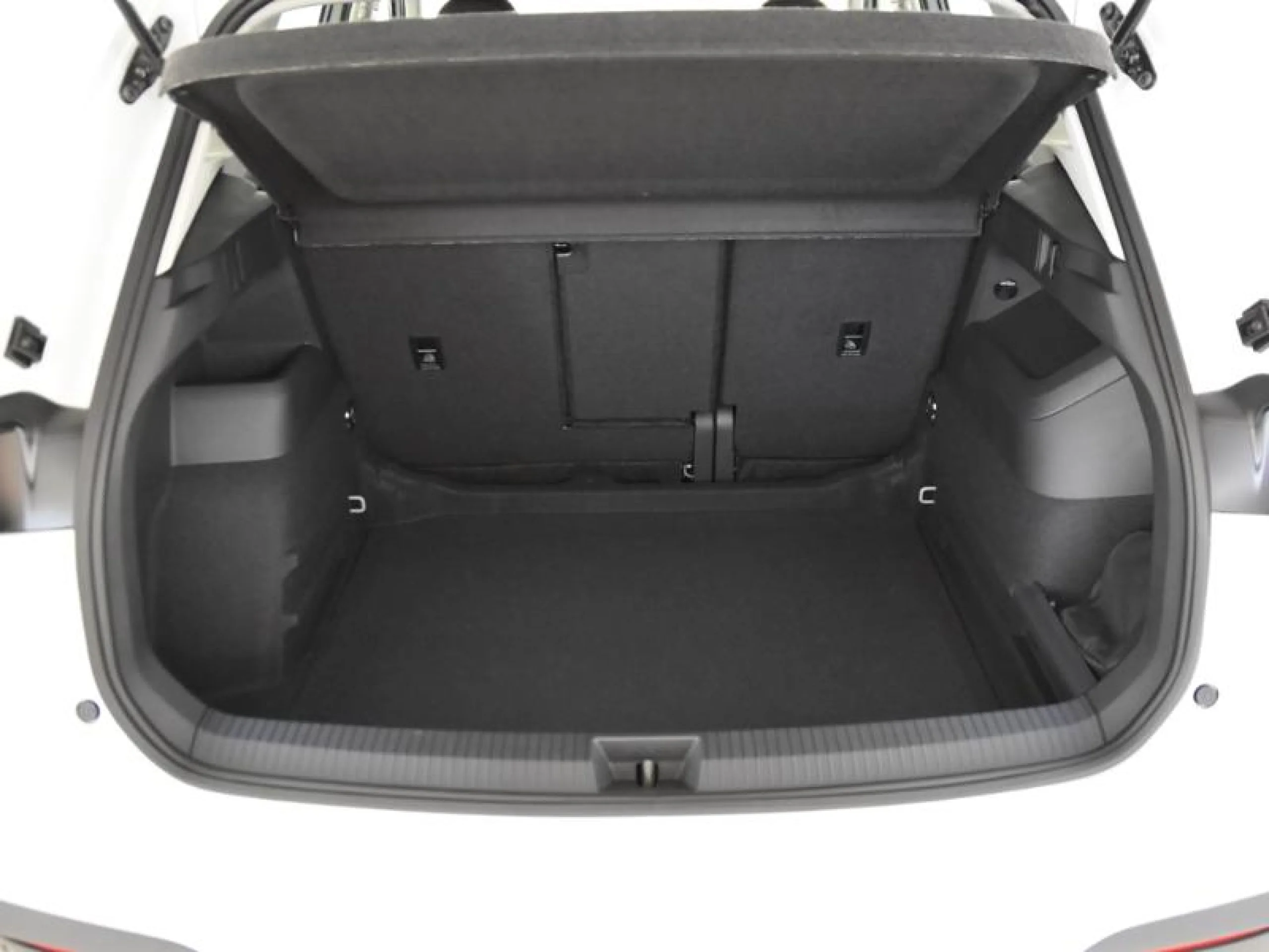VOLKSWAGEN TIGUAN TIGUAN TIGUAN CLASSIC  1.5 ETSI 96 KW (130 CV)  AUTOMÁTICO DSG 7 VEL. - Foto 7