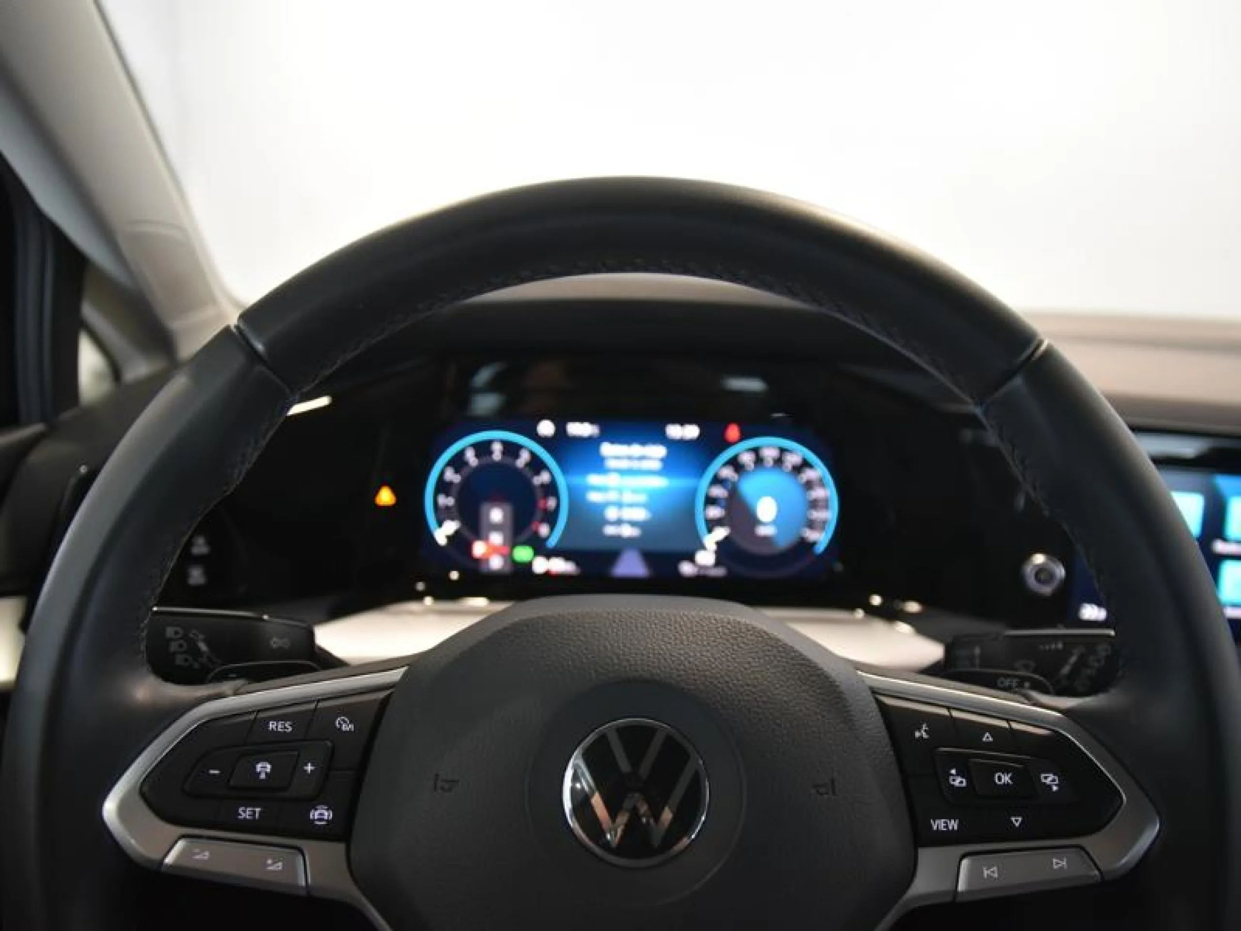 VOLKSWAGEN GOLF 1.0 ETSI 81KW (110CV) DSG - Foto 13