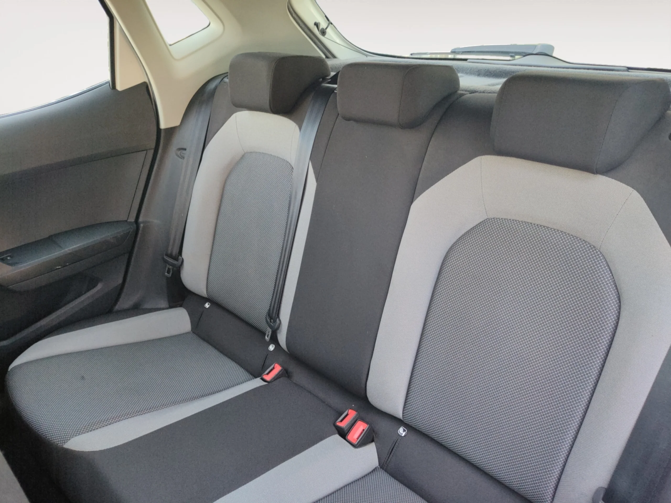 SEAT IBIZA 1.0 TSI 70KW (95CV) STYLE - Foto 6