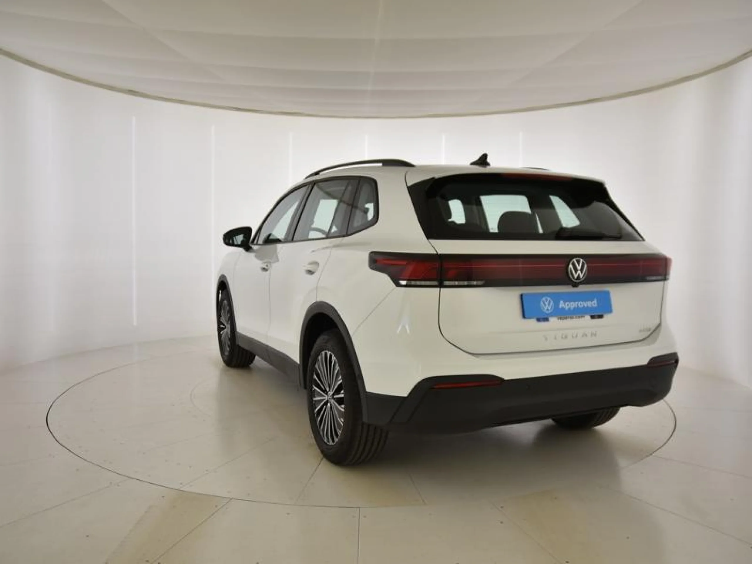 VOLKSWAGEN TIGUAN TIGUAN MATCH  1.5 ETSI 110 KW (150 CV)  AUTOMÁTICO DSG 7 VEL. - Foto 2