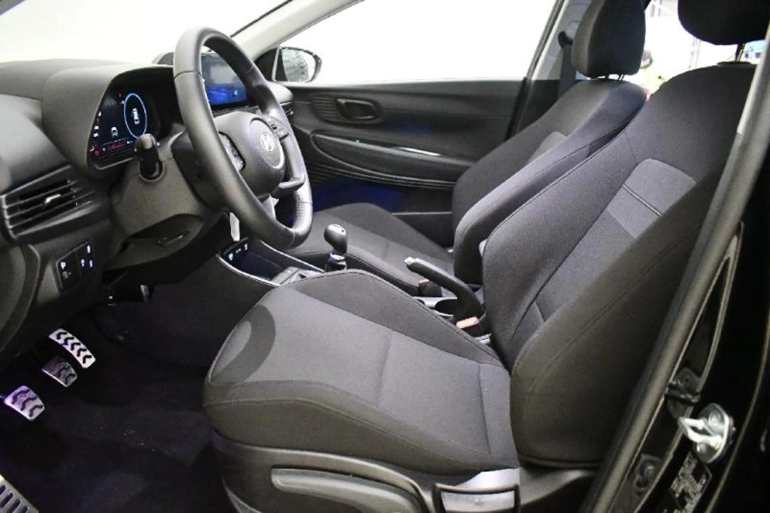 HYUNDAI BAYON 1.0 TGDI 74KW (100CV) 48V MAXX - Foto 6