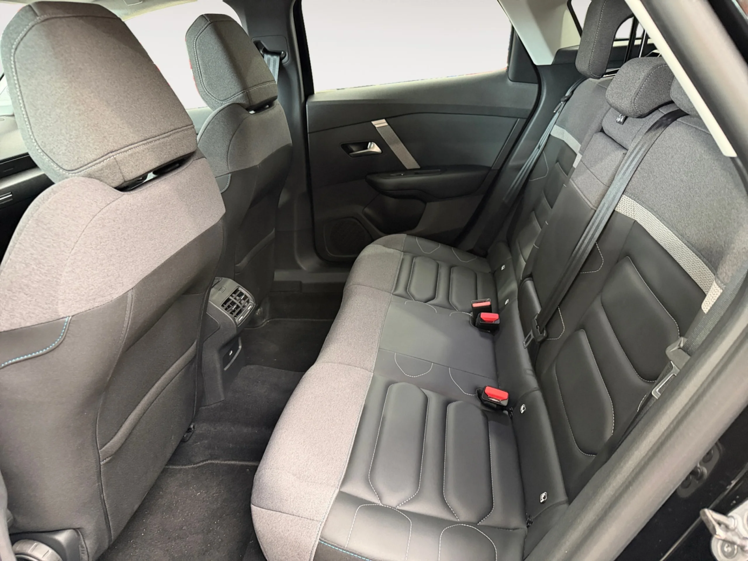 CITROEN C4 PURETECH 130 S&S 6V SHINE - Foto 24