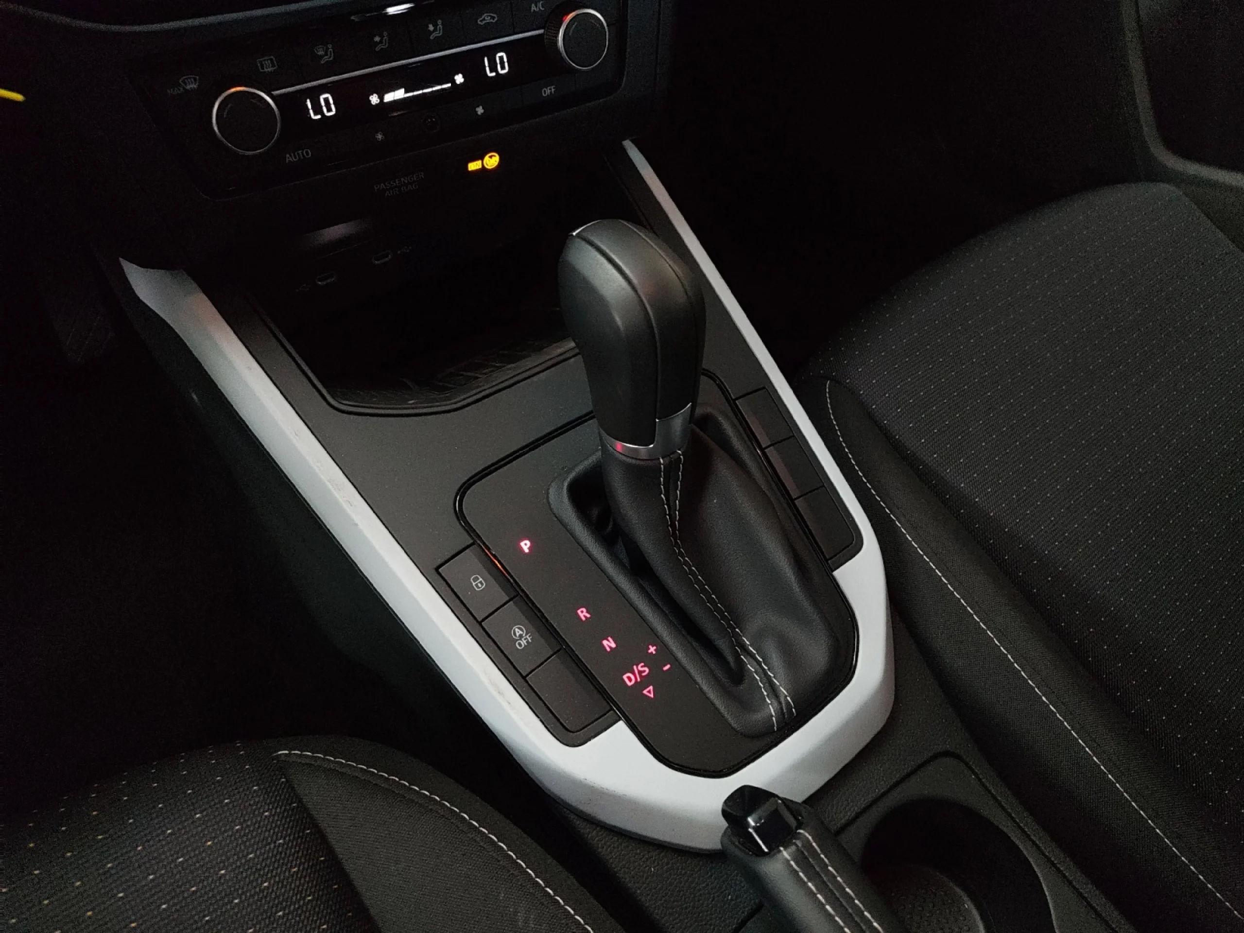 SEAT ARONA 1.0 TSI 85KW DSG STYLE SPECIAL EDITION - Foto 13