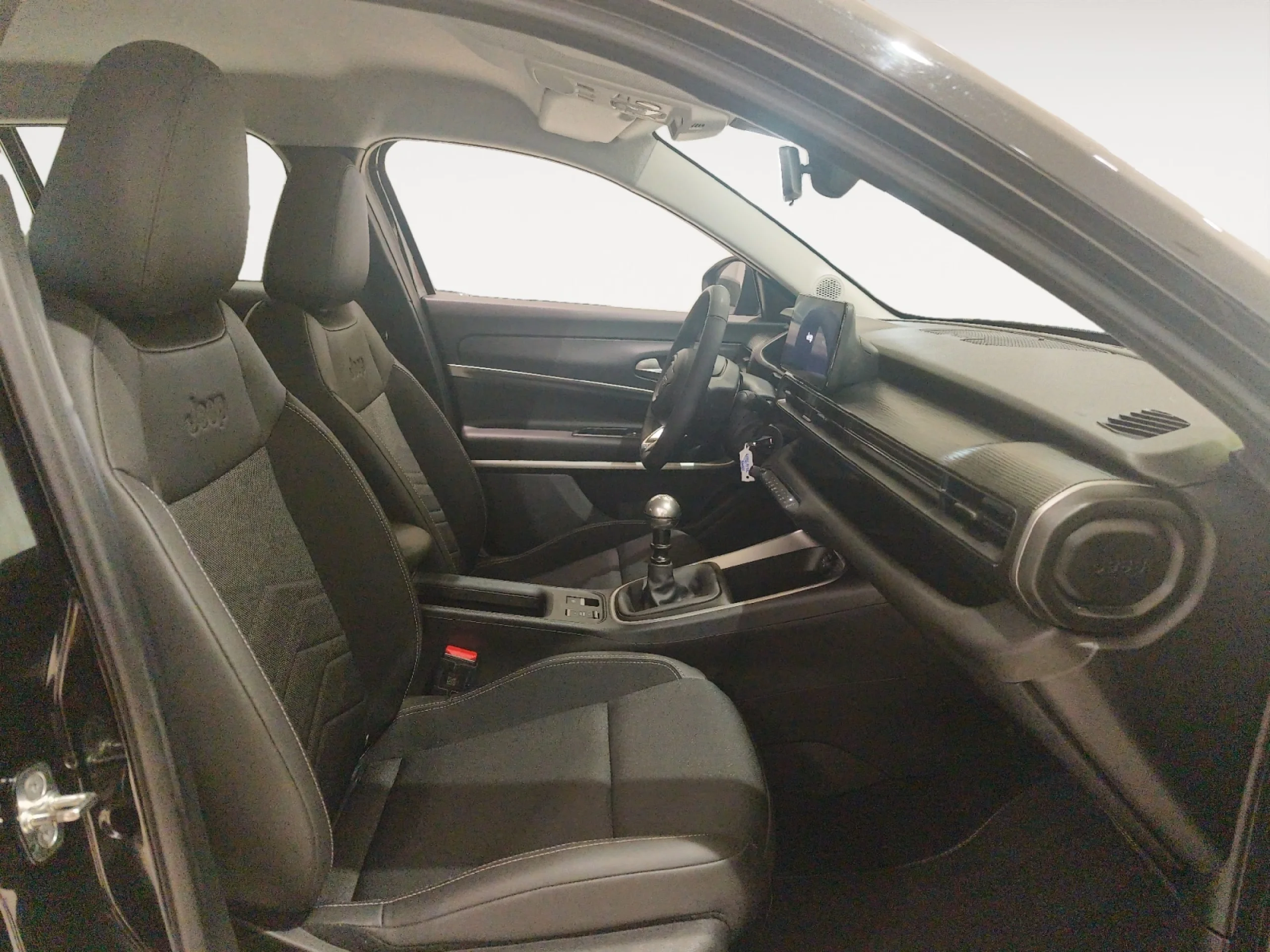 JEEP AVENGER 1.2 G 74KW (100CV) ALTITUDE - Foto 5