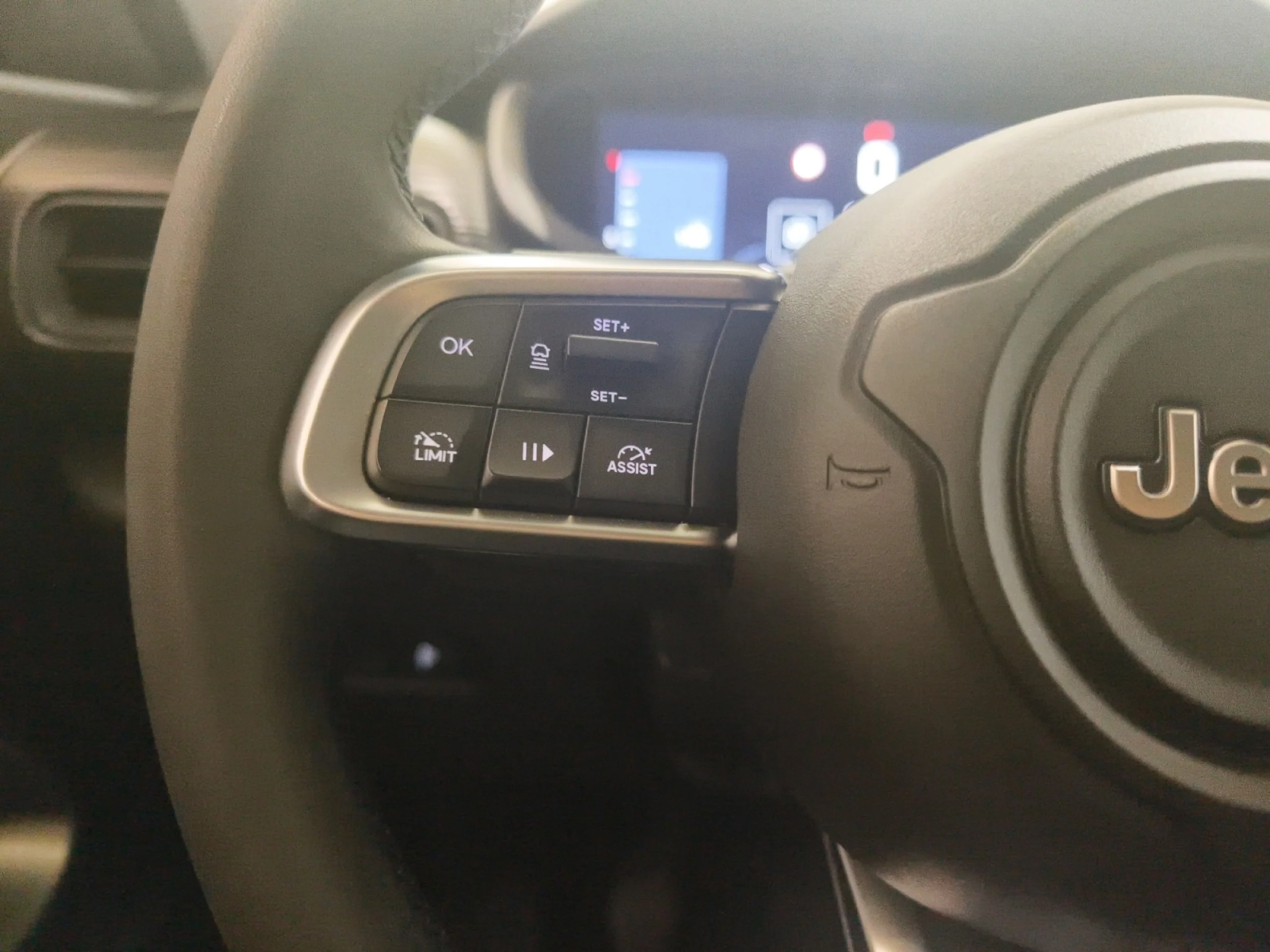 JEEP AVENGER 1.2 G 74KW (100CV) ALTITUDE - Foto 12