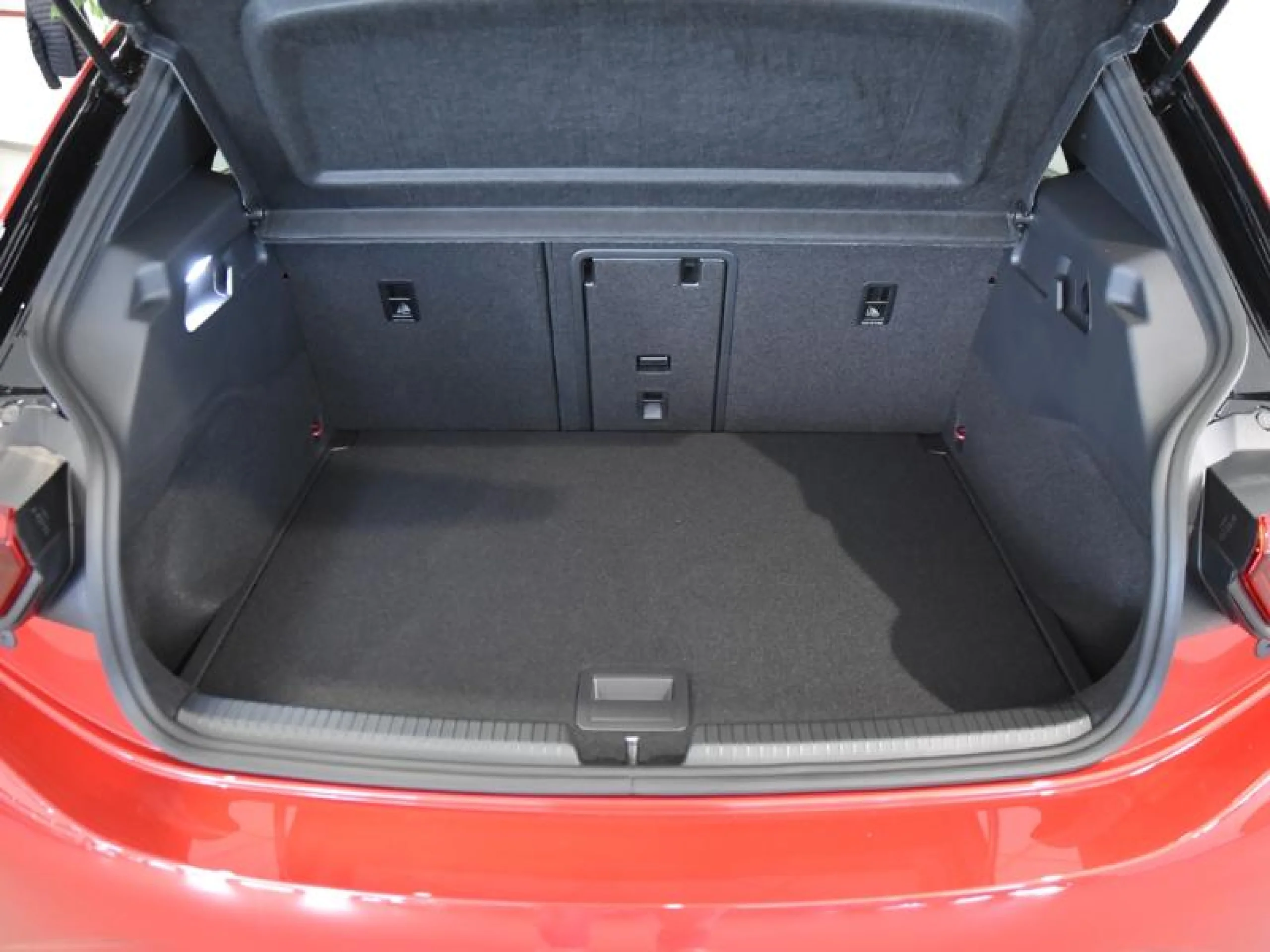 VOLKSWAGEN ID.3 ID.3 PRO   150 KW (204 CV) 59 KWH AUTOMÁTICO 1 VEL. - Foto 7