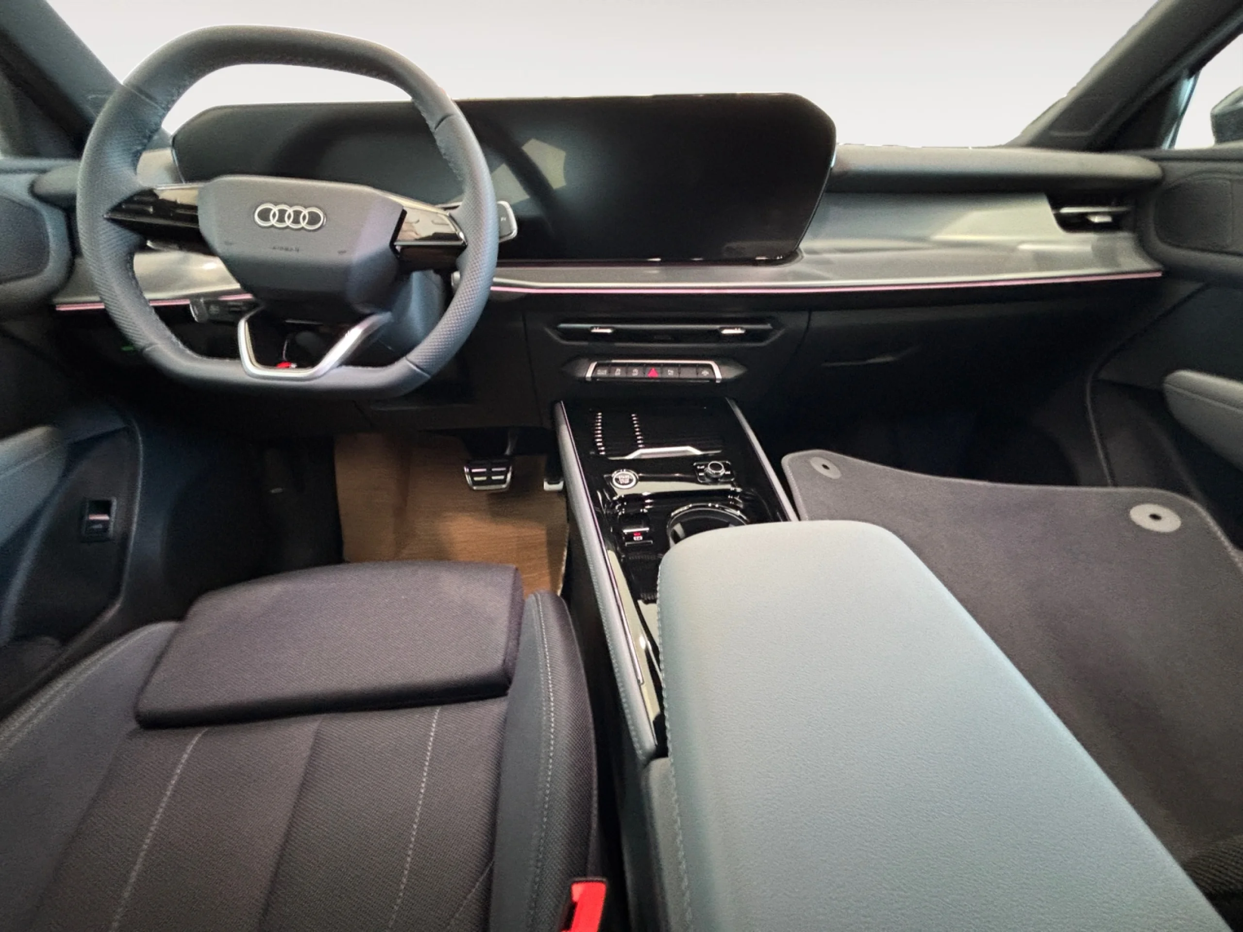 AUDI Q3 Q3 SPORTBACK PROGRESSIVE TFSI  110(150) KW(CV) S TRONIC - Foto 4