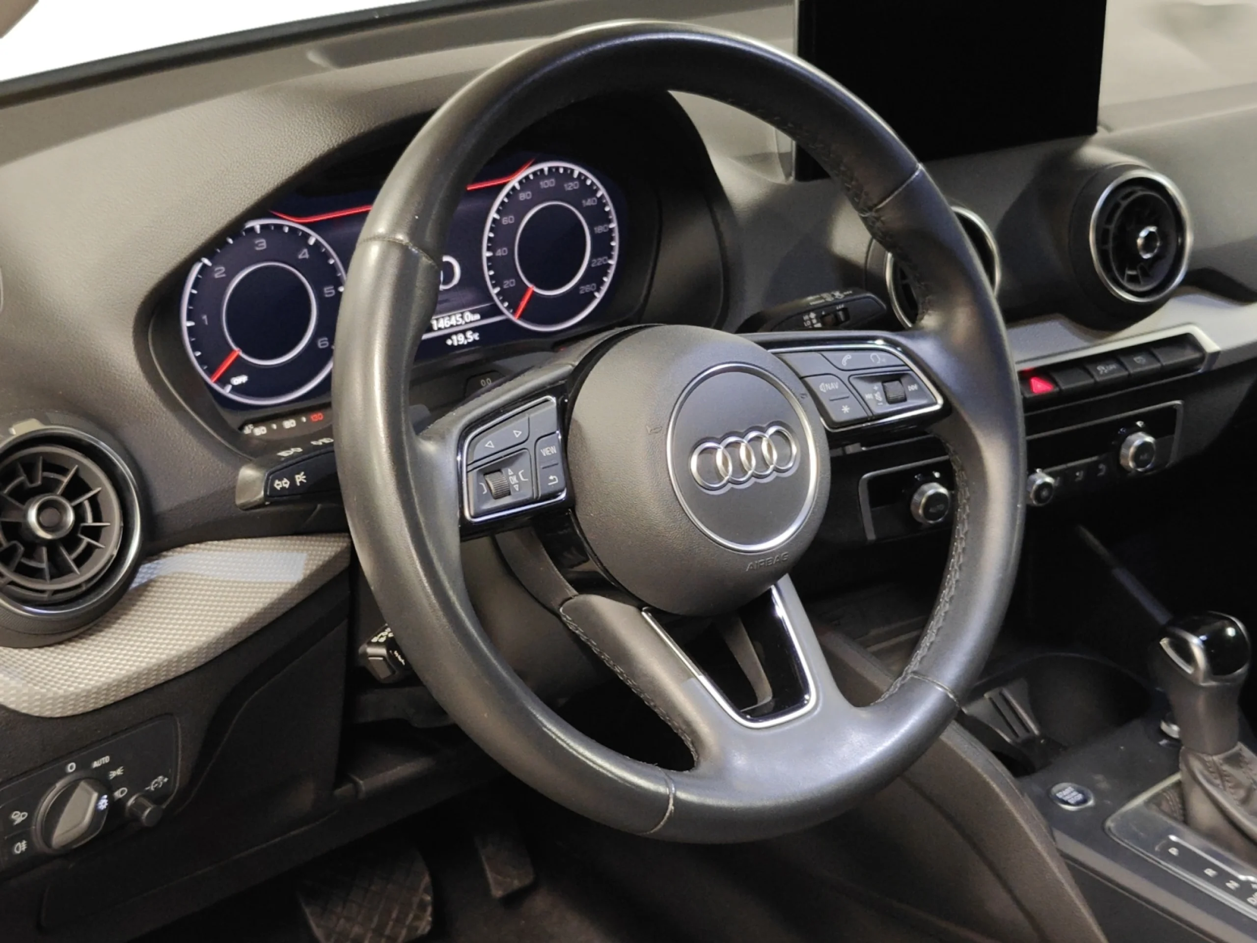 AUDI Q2 ADVANCED 35 TDI 110KW (150CV) S TRONIC - Foto 9