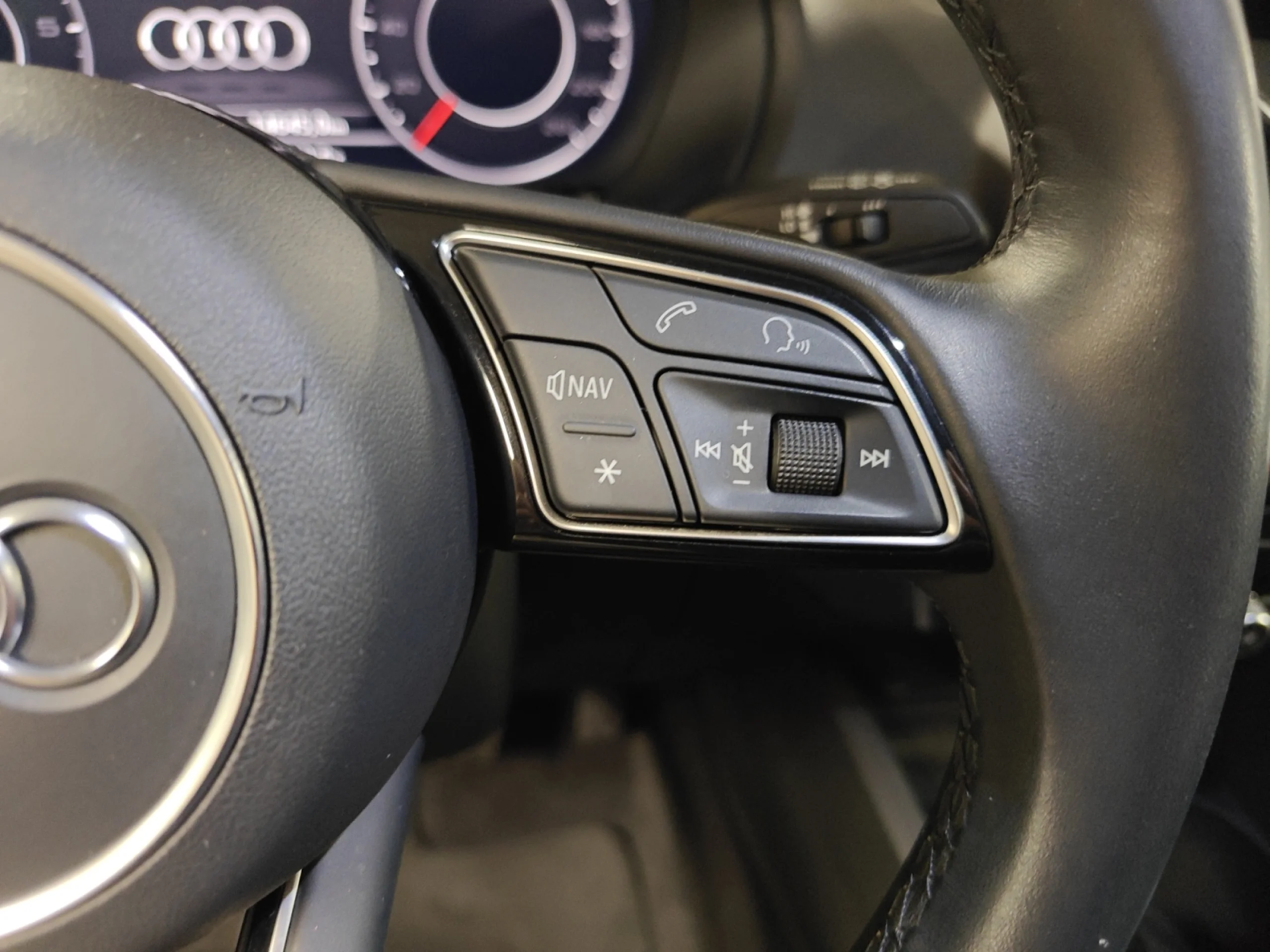 AUDI Q2 ADVANCED 35 TDI 110KW (150CV) S TRONIC - Foto 10