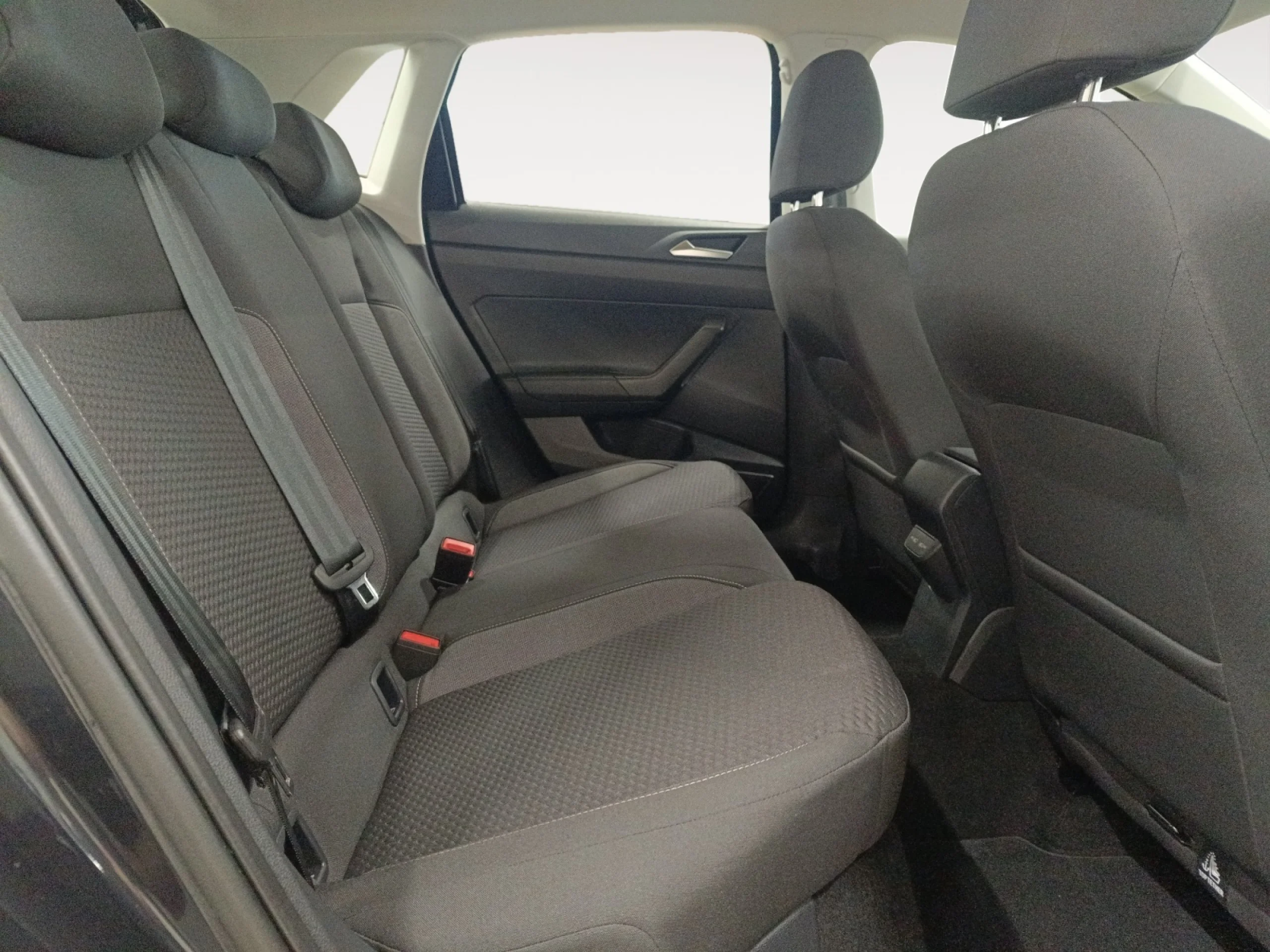 VOLKSWAGEN POLO LIFE 1.0 TSI 70KW (95CV) - Foto 6