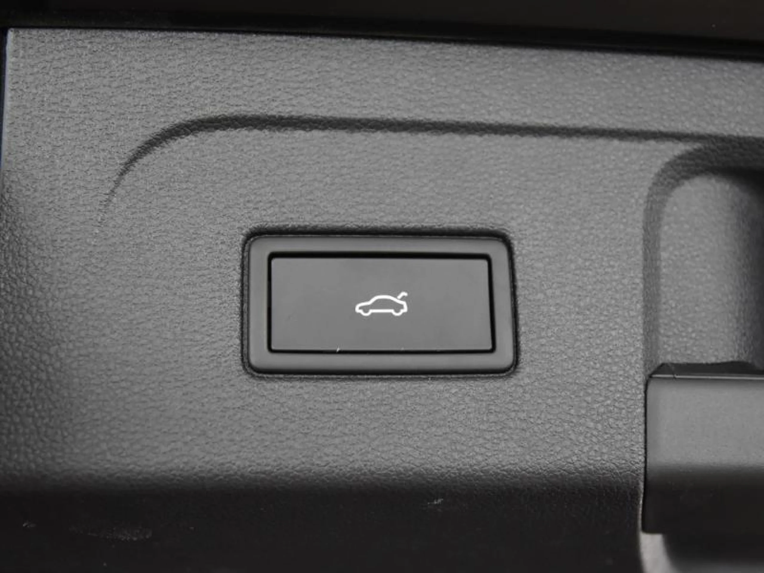 VOLKSWAGEN TOURAN ··MÁS·· 1.5 TSI 110KW (150CV) DSG - Foto 9