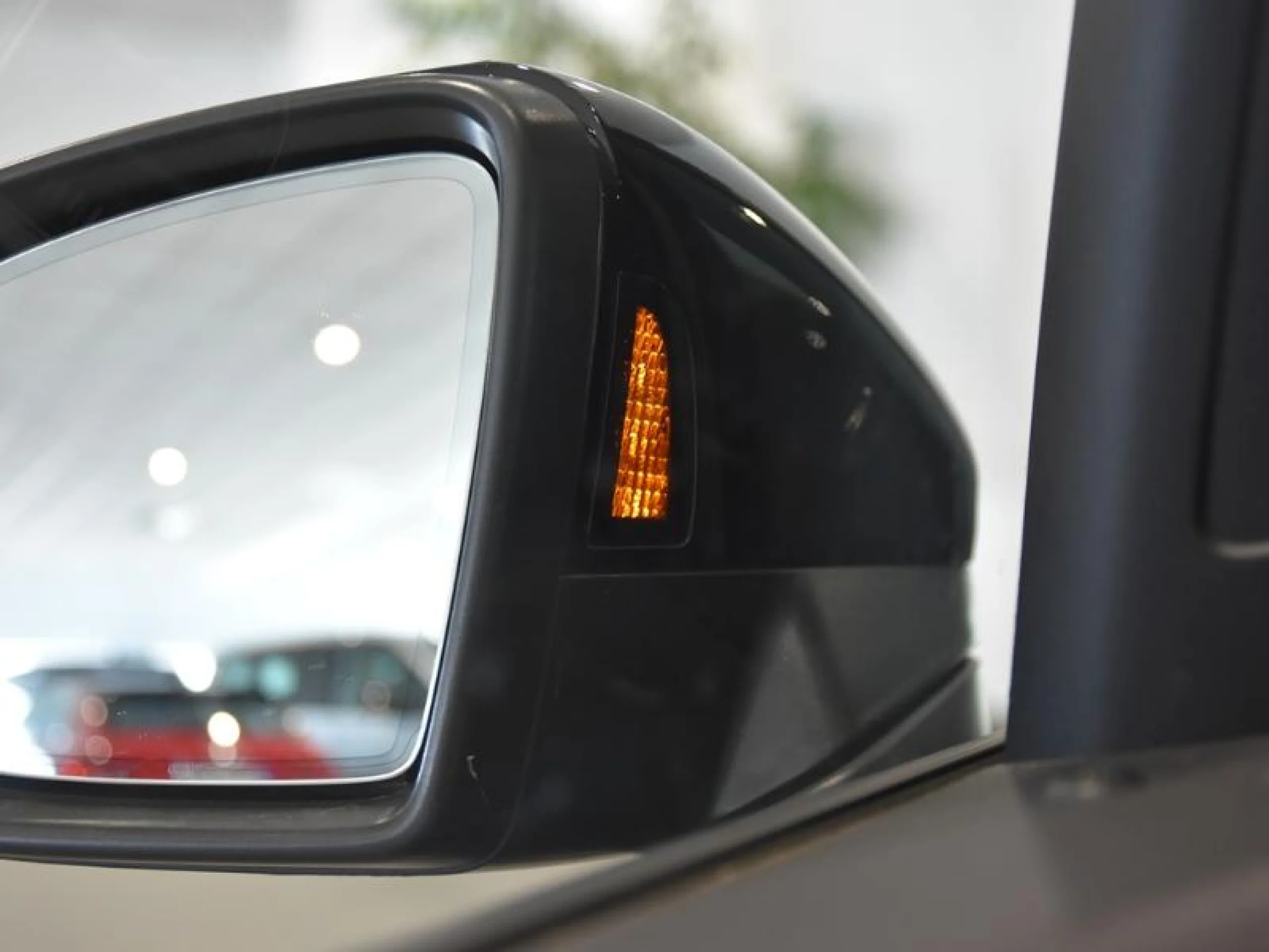 VOLKSWAGEN TOURAN ··MÁS·· 1.5 TSI 110KW (150CV) DSG - Foto 17